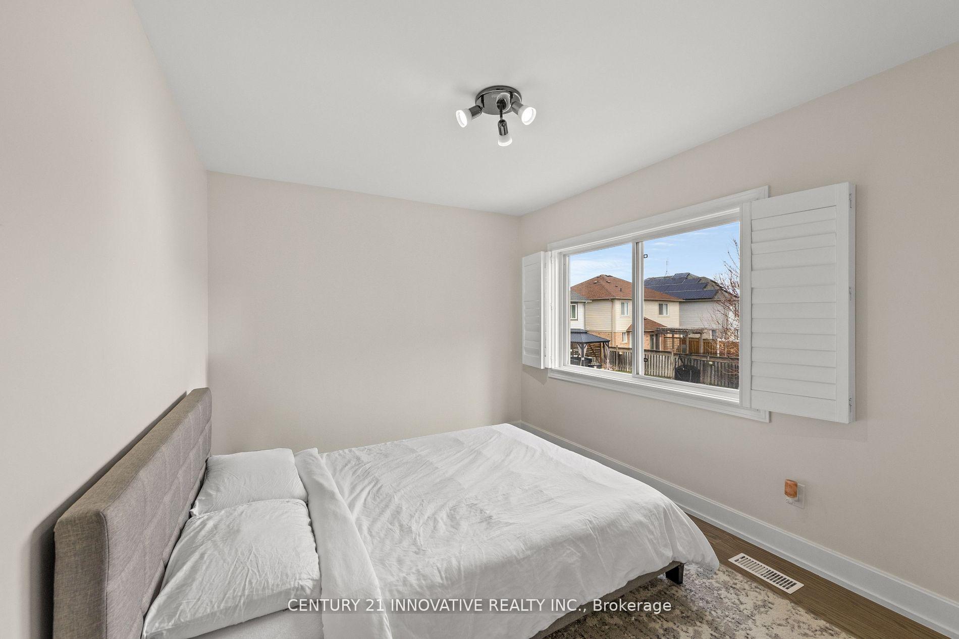 Photo 16 of 1148 Zimmerman Crescent, Milton, Beaty — HOMEH