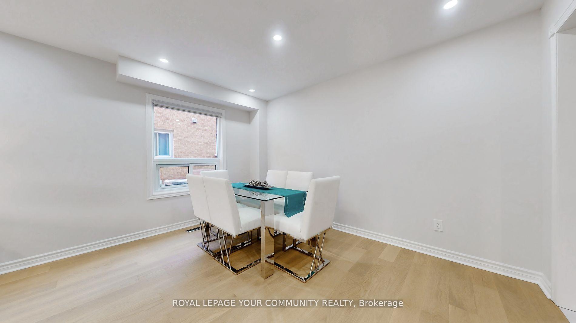 Photo 12 of 32 Muster Court, Markham, Buttonville — HOMEH