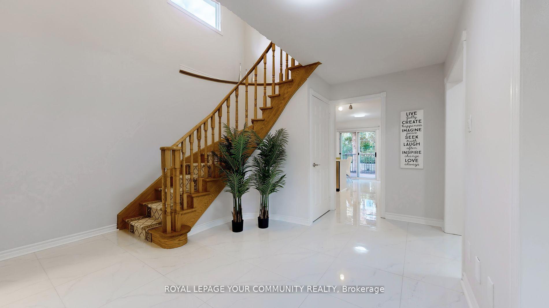 Photo 19 of 32 Muster Court, Markham, Buttonville — HOMEH