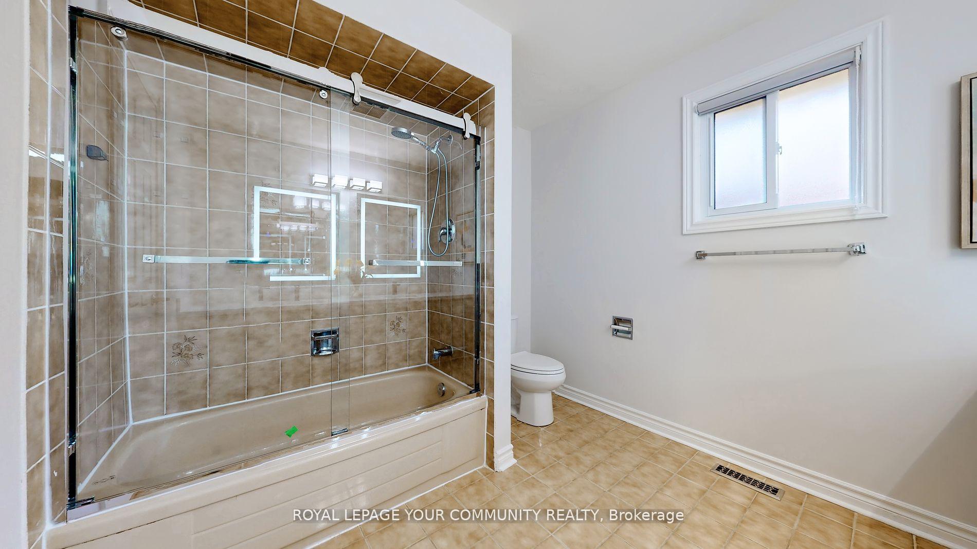 Photo 31 of 32 Muster Court, Markham, Buttonville — HOMEH