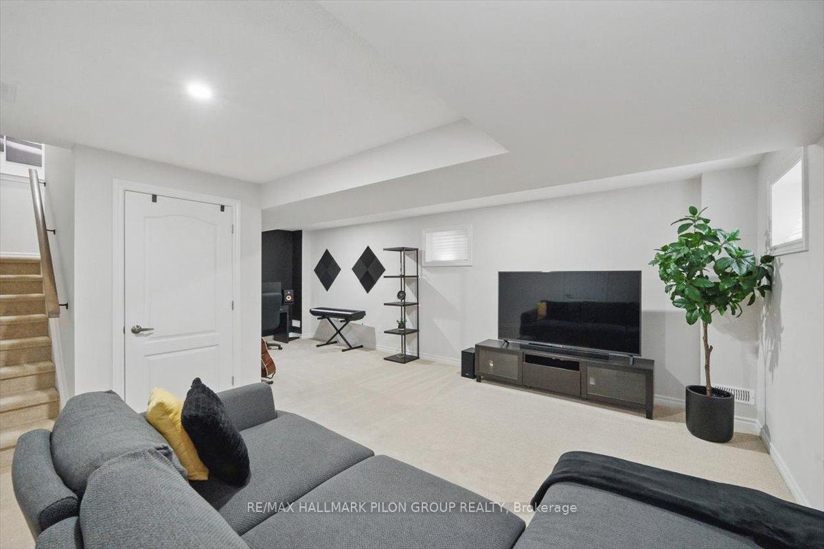 Photo 21 of 638 Crevier Walk, Ottawa, Chapel Hill South - Orleans Village — HOMEH