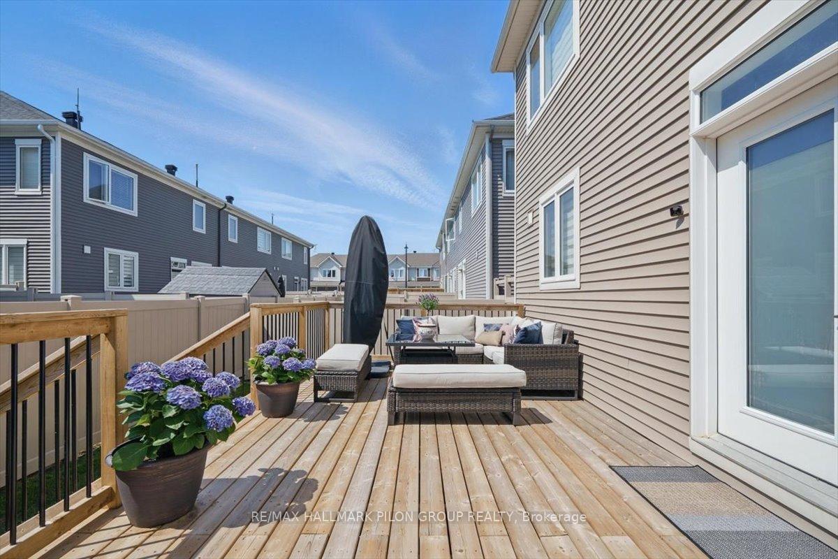 Photo 23 of 638 Crevier Walk, Ottawa, Chapel Hill South - Orleans Village — HOMEH