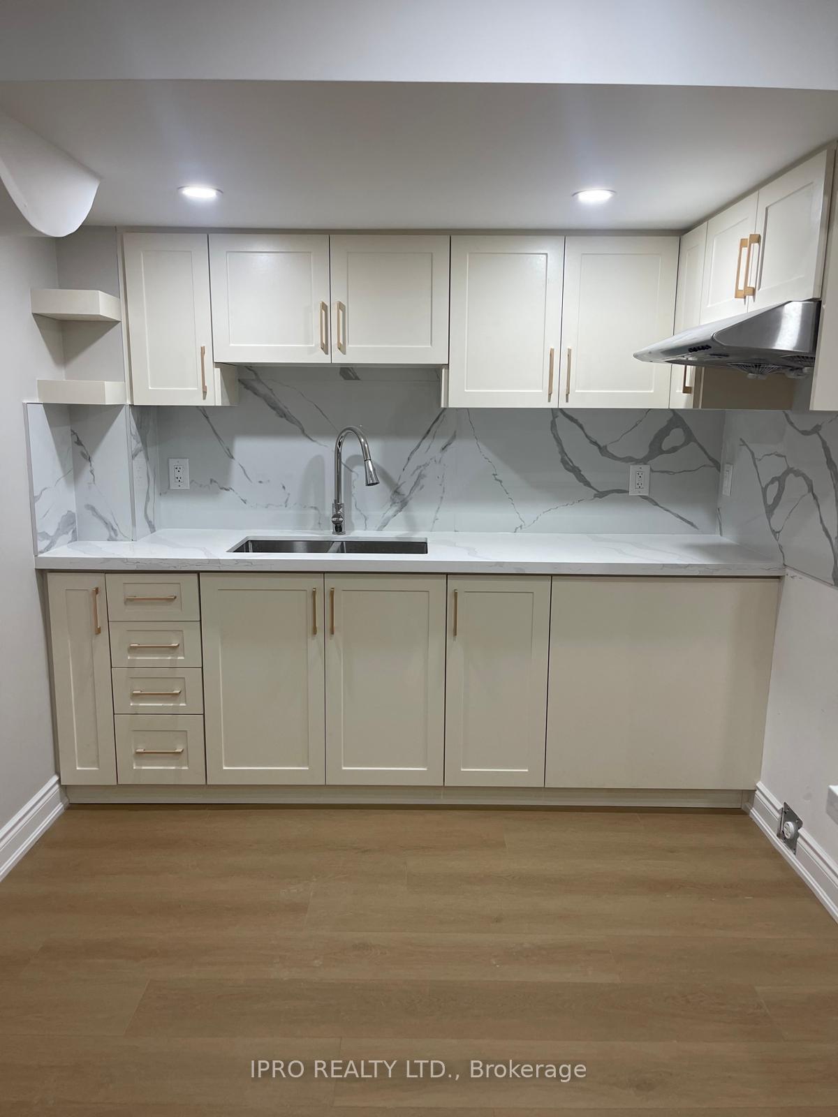 Photo 2 of Unit Basement, 370 Emmett Landing, Milton, Ford — HOMEH
