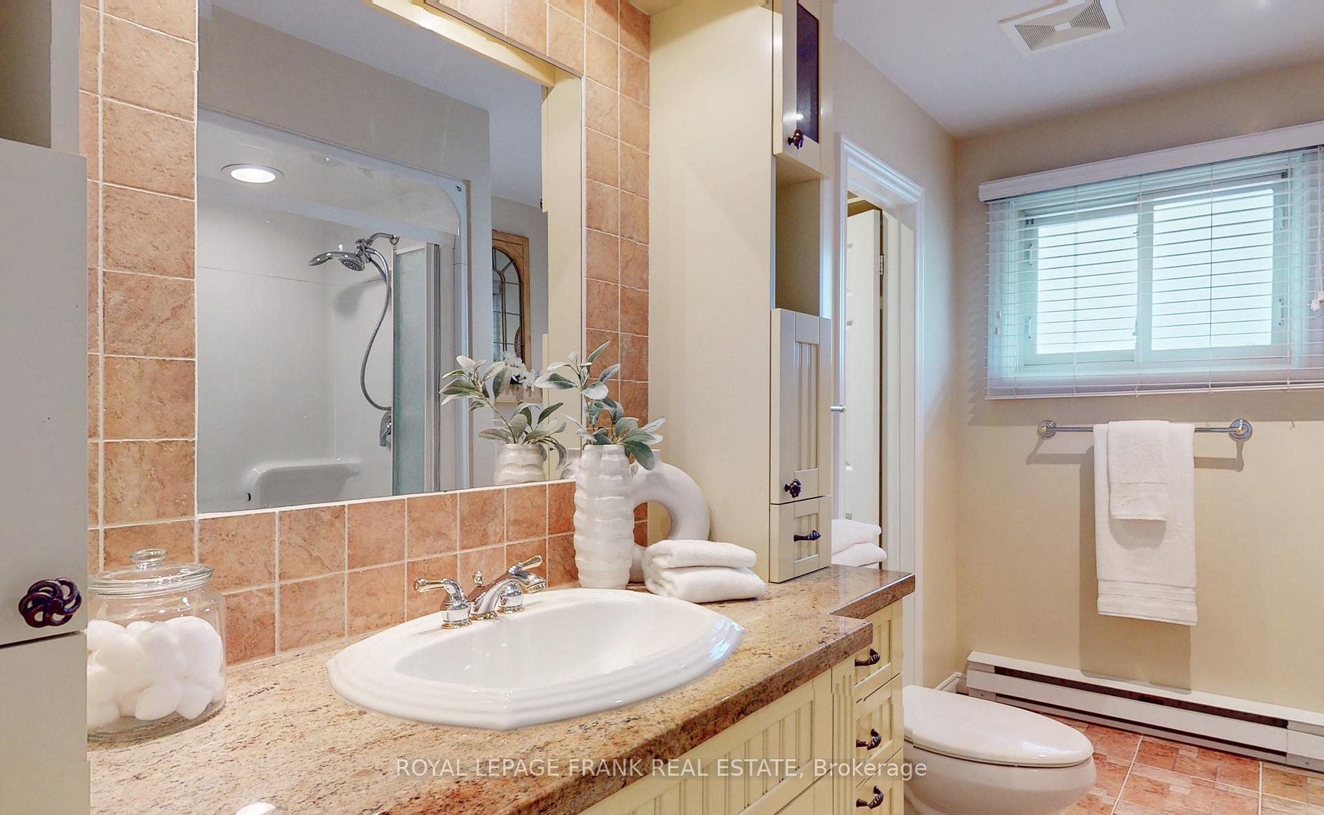 Photo 26 of 655 Bermuda Avenue, Oshawa, Northglen — HOMEH