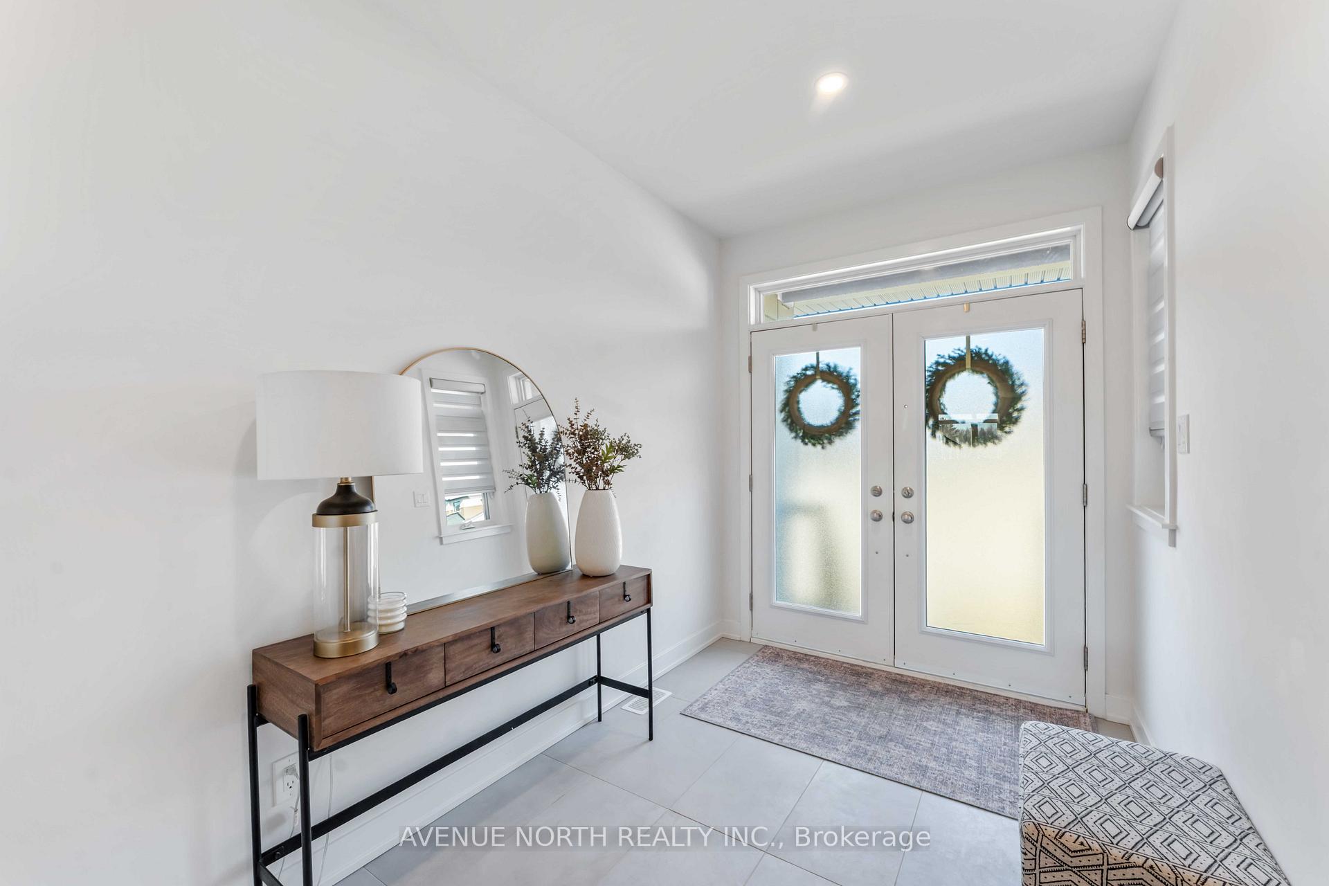 Photo 2 of 136 Winterhaven Drive, Ottawa, Mer Bleue/Bradley Estates/Anderson Park — HOMEH