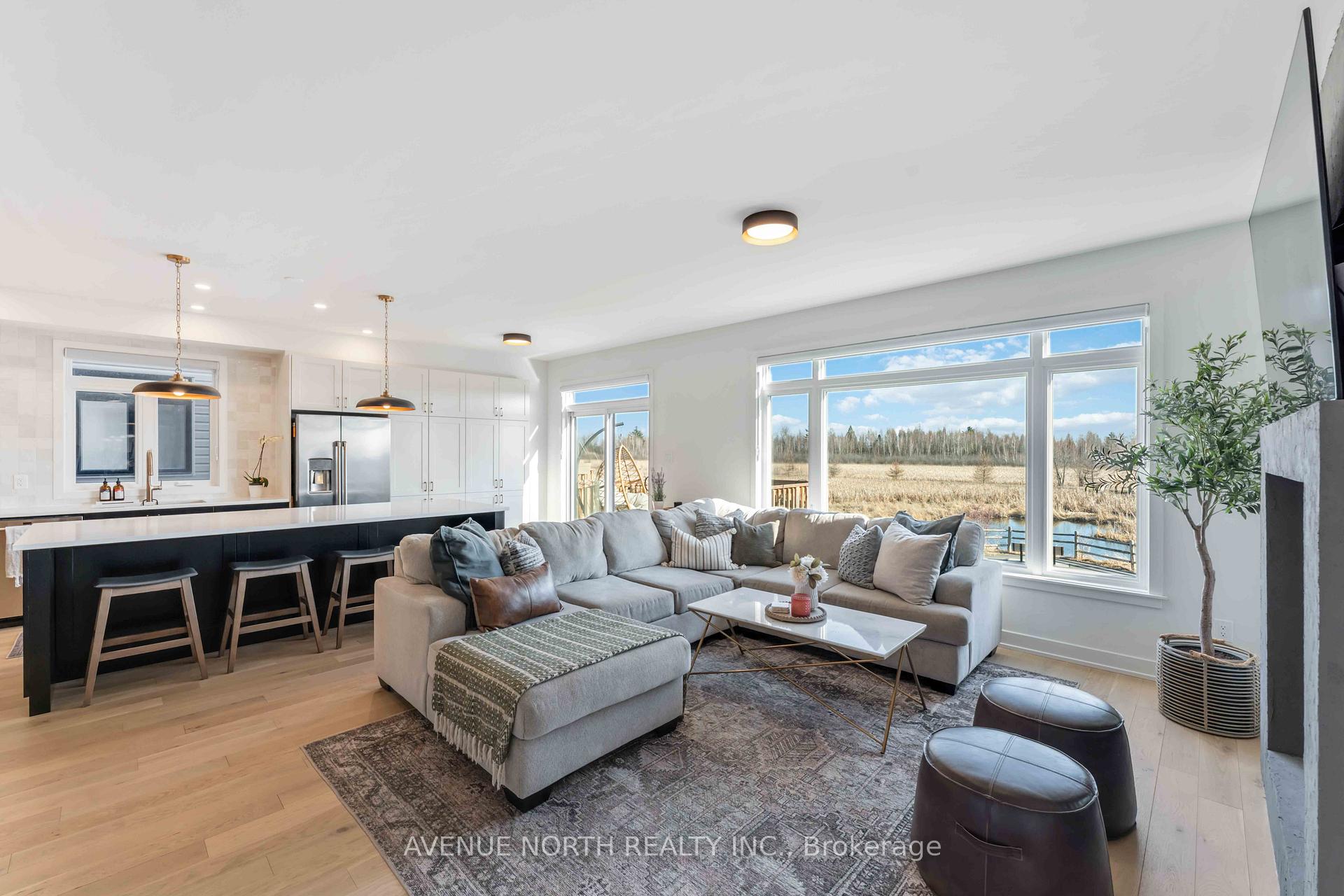 Photo 11 of 136 Winterhaven Drive, Ottawa, Mer Bleue/Bradley Estates/Anderson Park — HOMEH