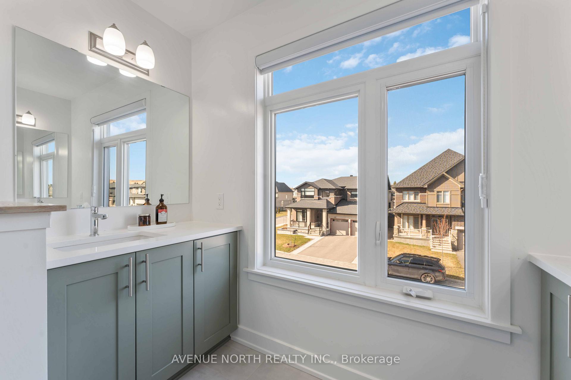 Photo 30 of 136 Winterhaven Drive, Ottawa, Mer Bleue/Bradley Estates/Anderson Park — HOMEH