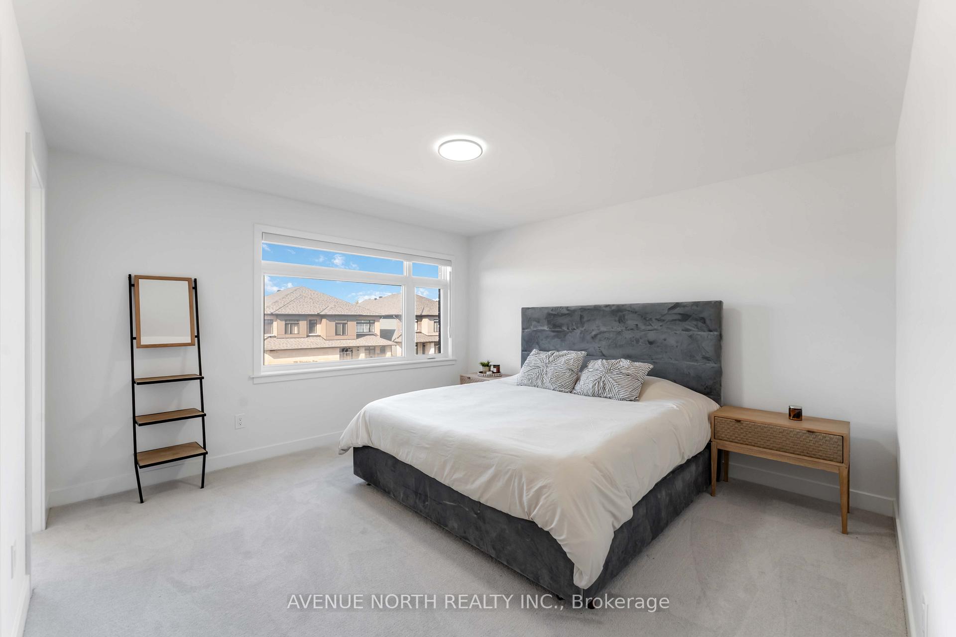 Photo 34 of 136 Winterhaven Drive, Ottawa, Mer Bleue/Bradley Estates/Anderson Park — HOMEH