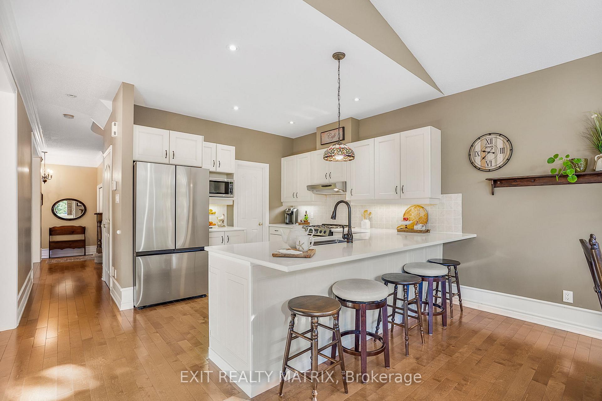 Photo 11 of 928 Scala Avenue, Ottawa, Notting Hill/Summerside — HOMEH