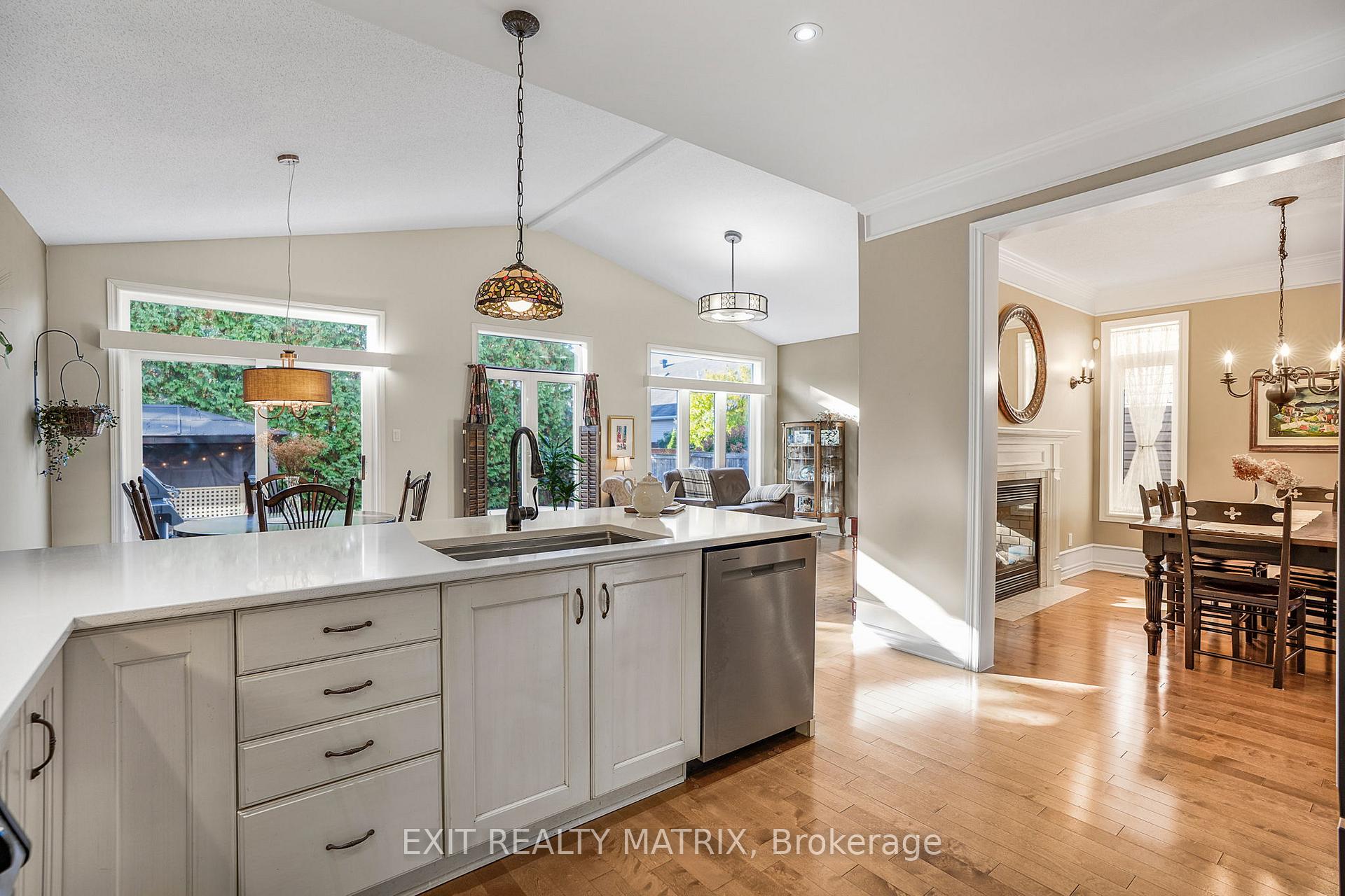 Photo 12 of 928 Scala Avenue, Ottawa, Notting Hill/Summerside — HOMEH