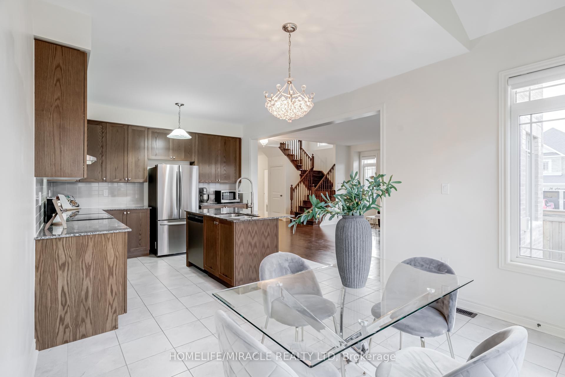 Photo 22 of 41 Atkinson Crescent, New Tecumseth, Alliston — HOMEH