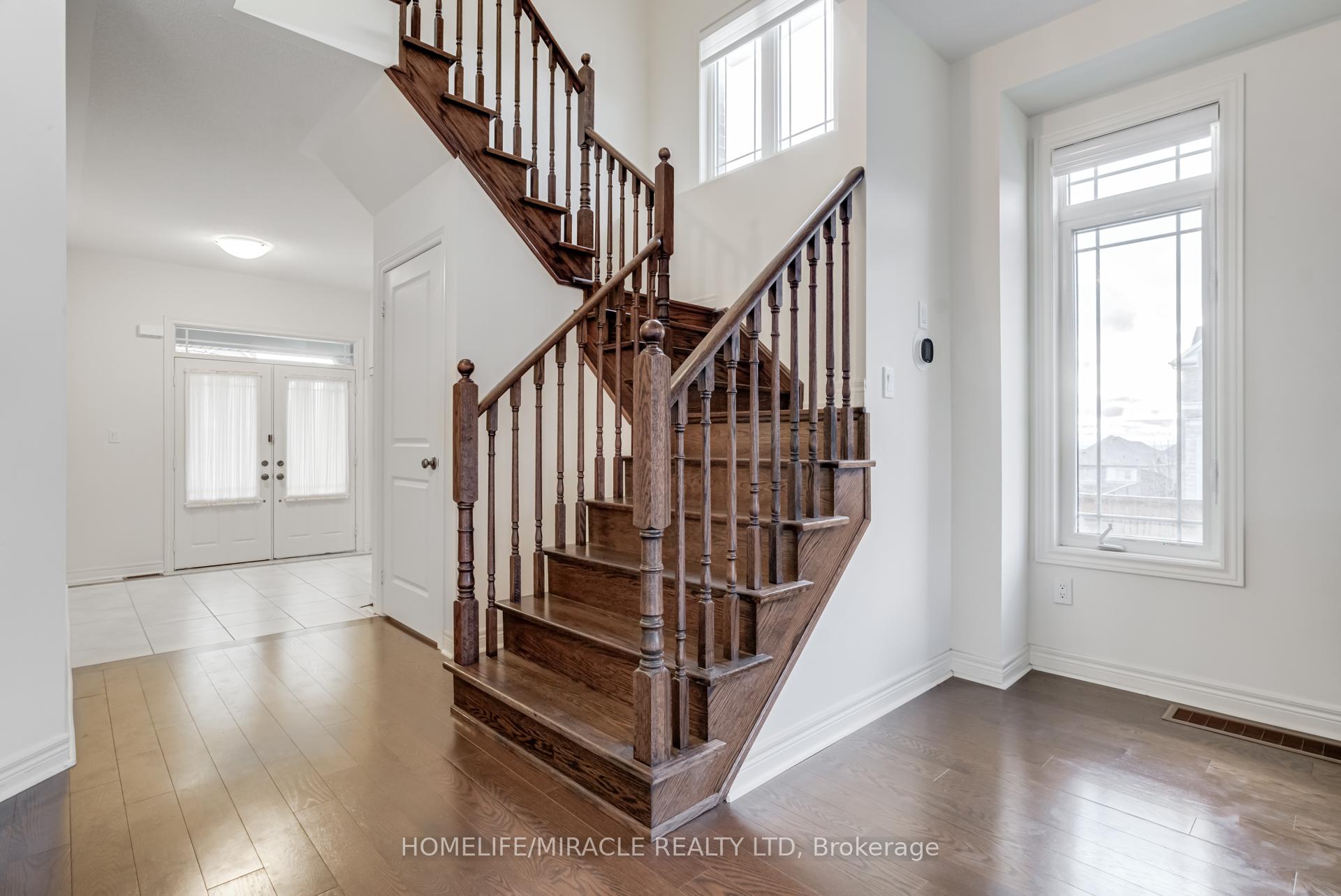 Photo 25 of 41 Atkinson Crescent, New Tecumseth, Alliston — HOMEH