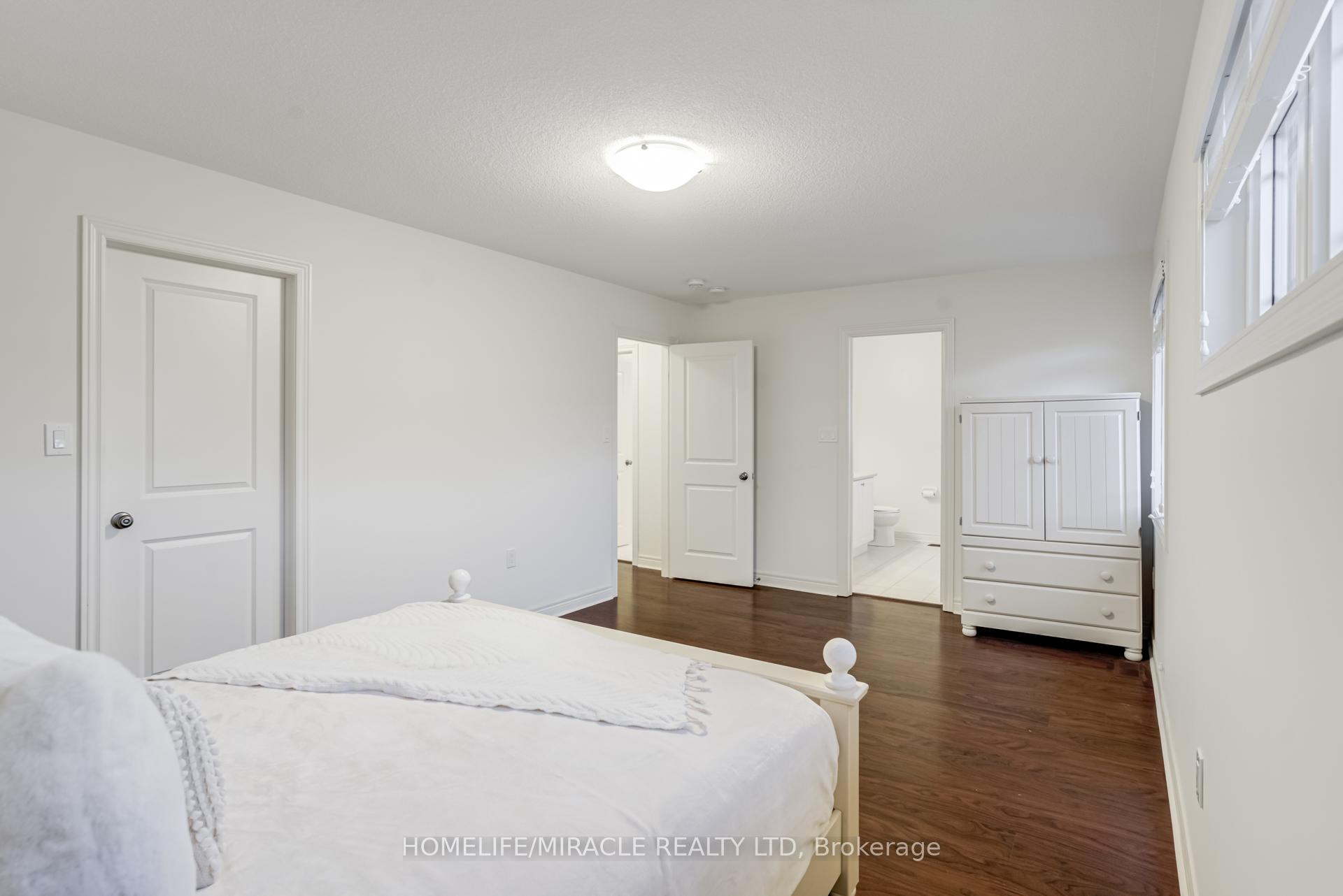 Photo 32 of 41 Atkinson Crescent, New Tecumseth, Alliston — HOMEH