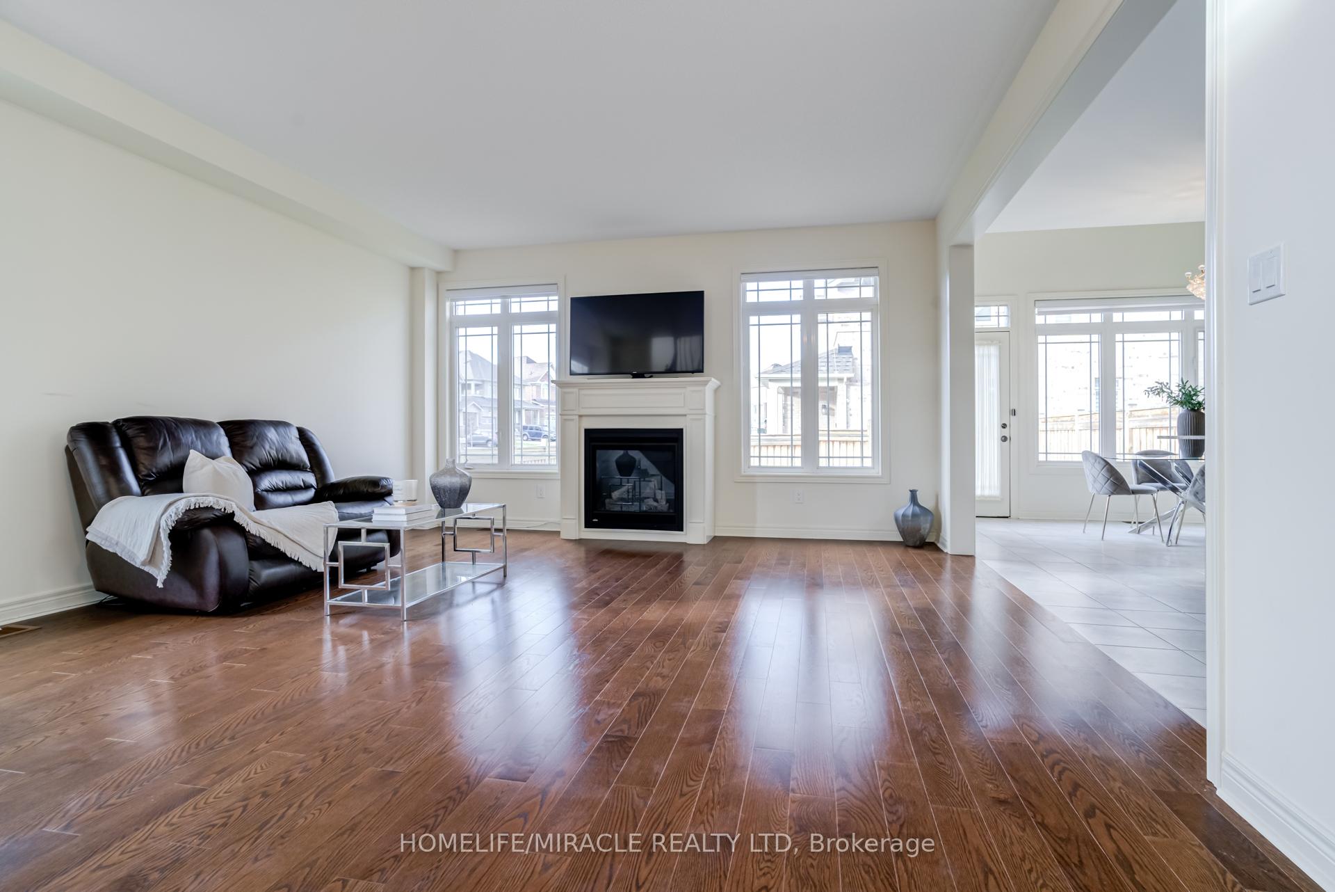 Photo 50 of 41 Atkinson Crescent, New Tecumseth, Alliston — HOMEH