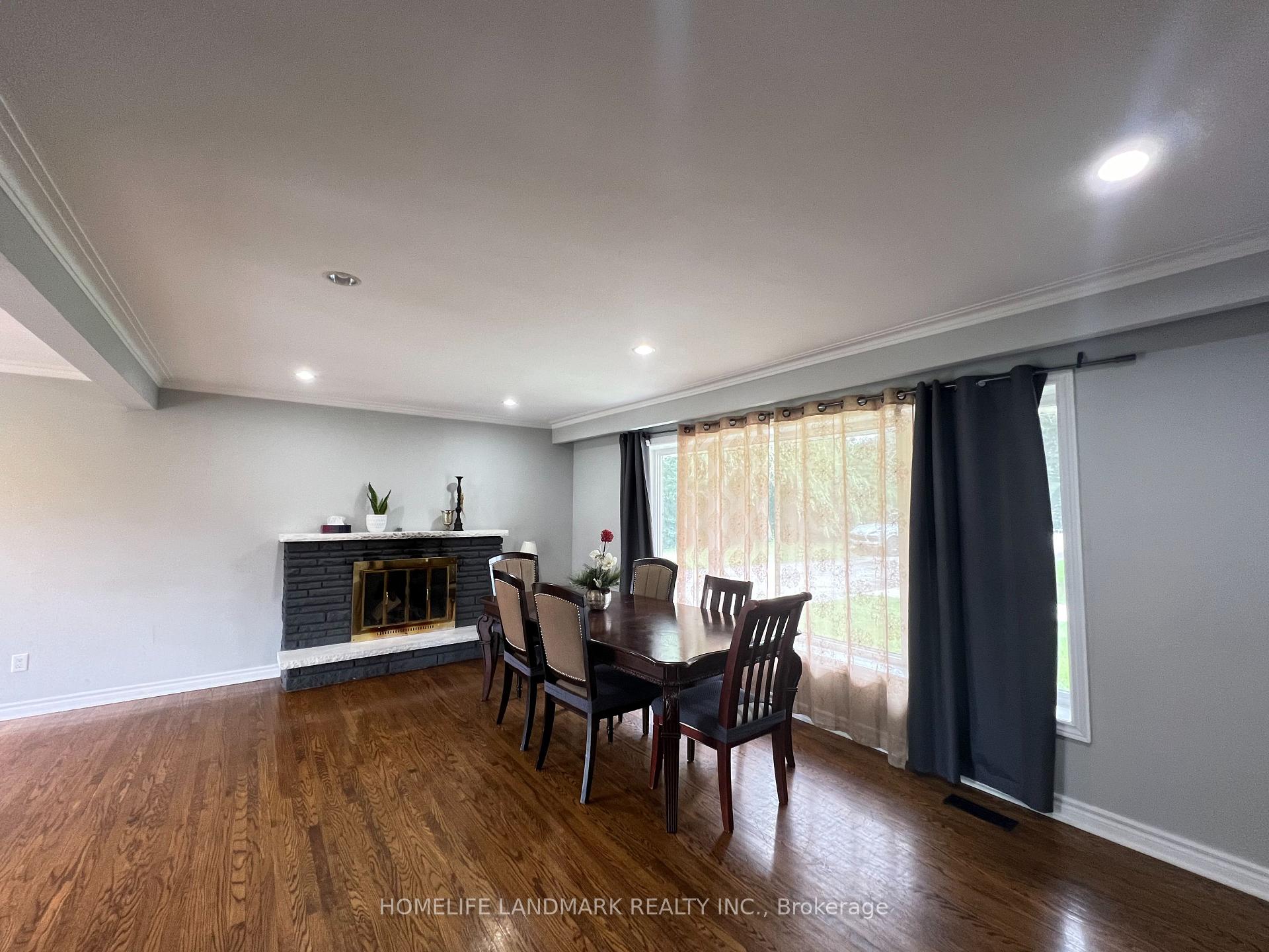 Photo 5 of 72 Cachet Parkway, Markham, Devil's Elbow — HOMEH