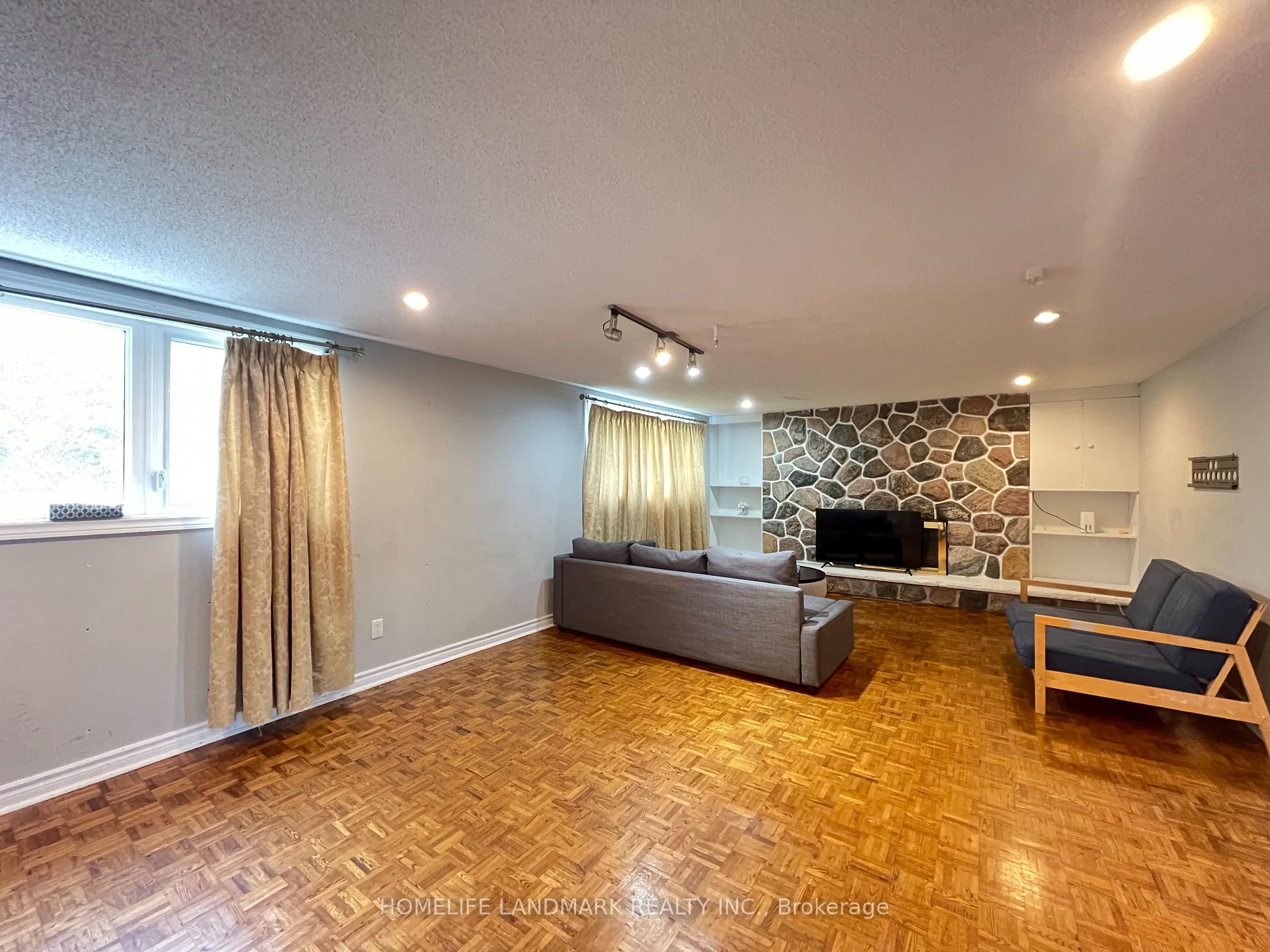 Photo 14 of 72 Cachet Parkway, Markham, Devil's Elbow — HOMEH