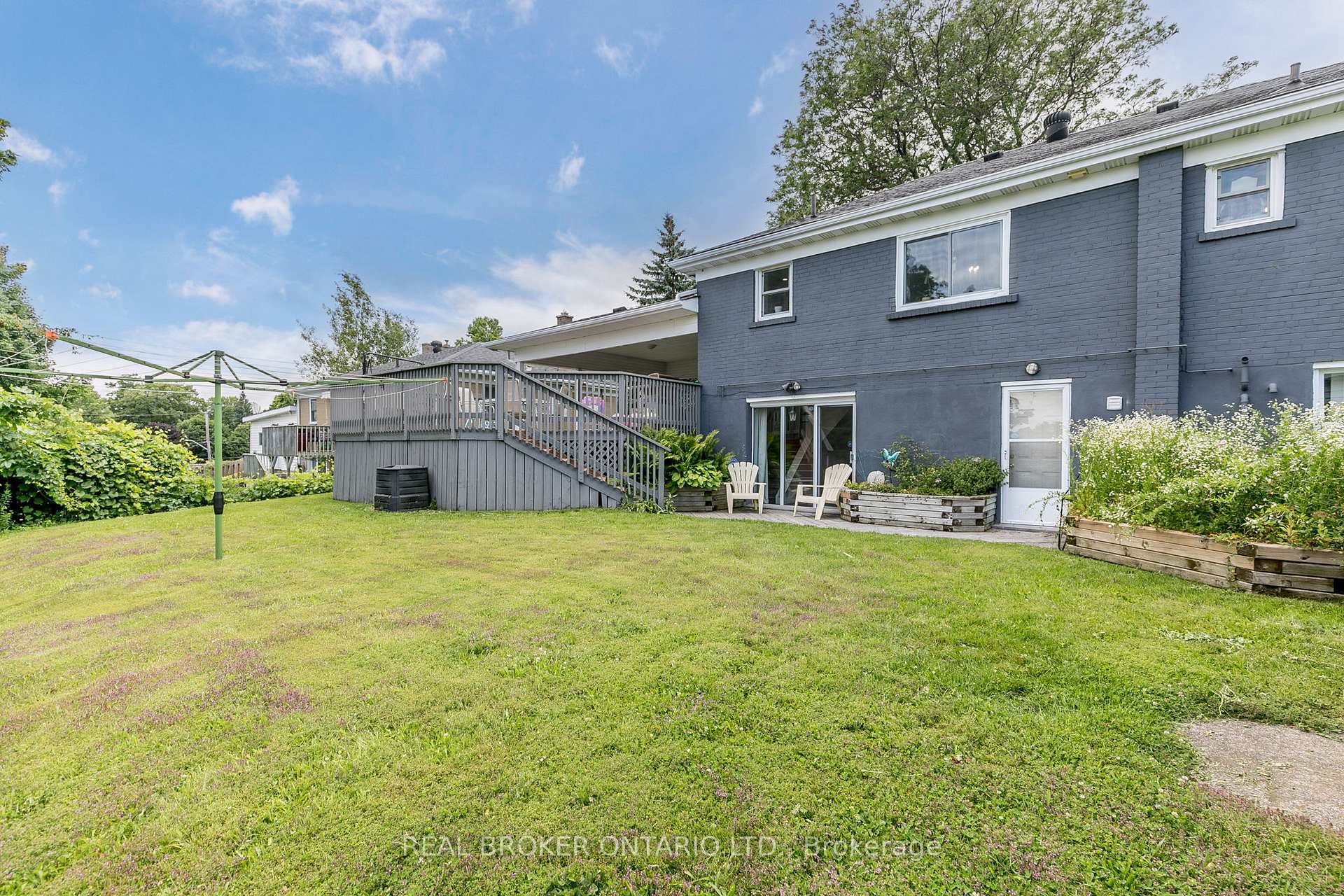 Photo 26 of 42 Charles Road, Orillia — HOMEH
