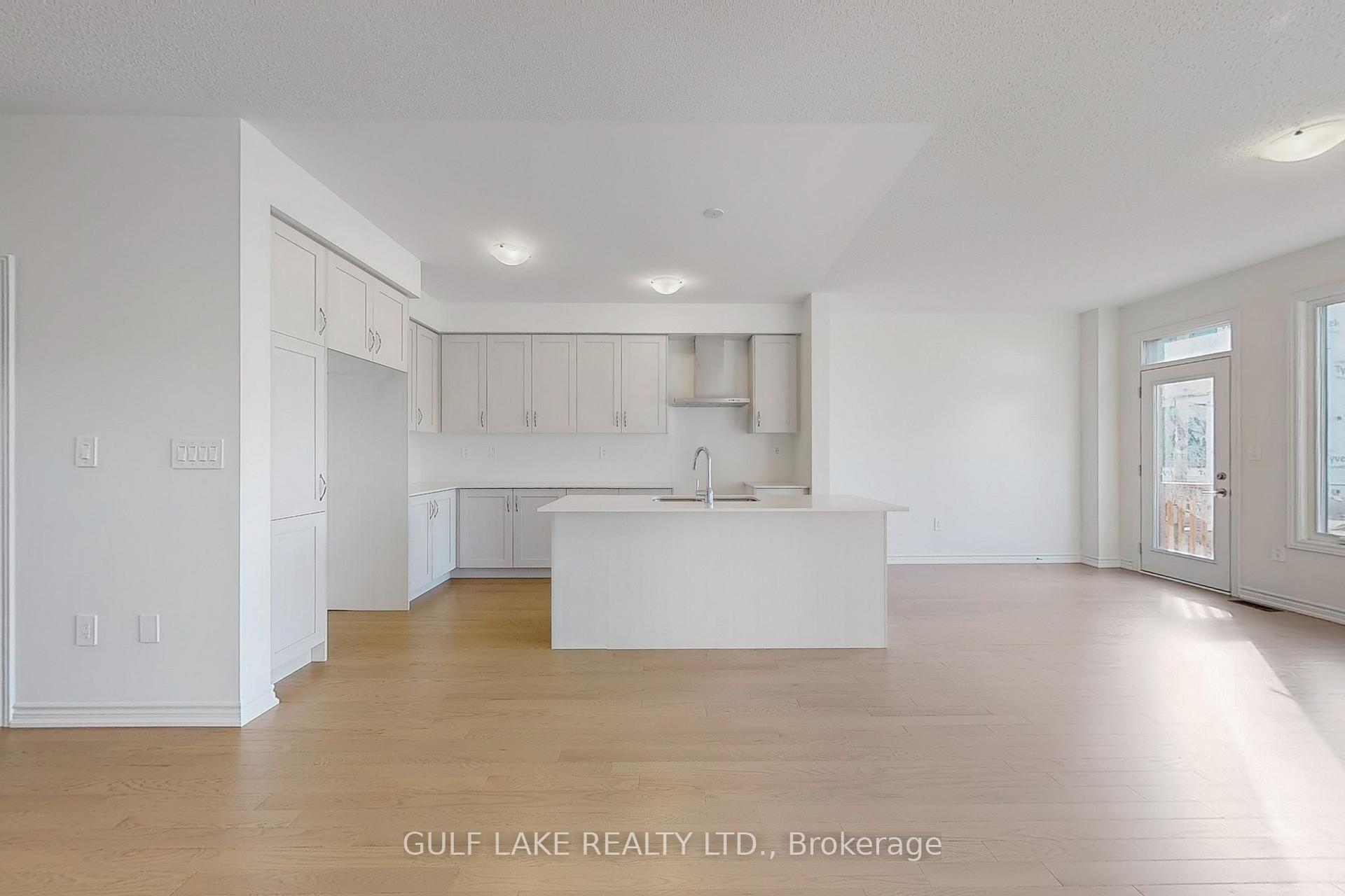 Photo 11 of 307 Bergamot Avenue, Milton, Walker — HOMEH