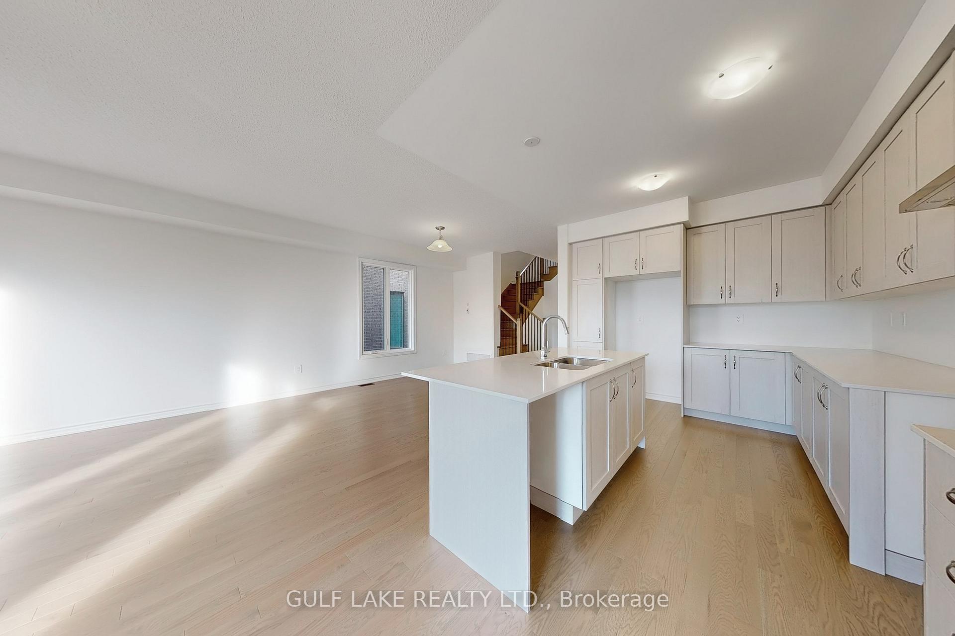 Photo 8 of 307 Bergamot Avenue, Milton, Walker — HOMEH