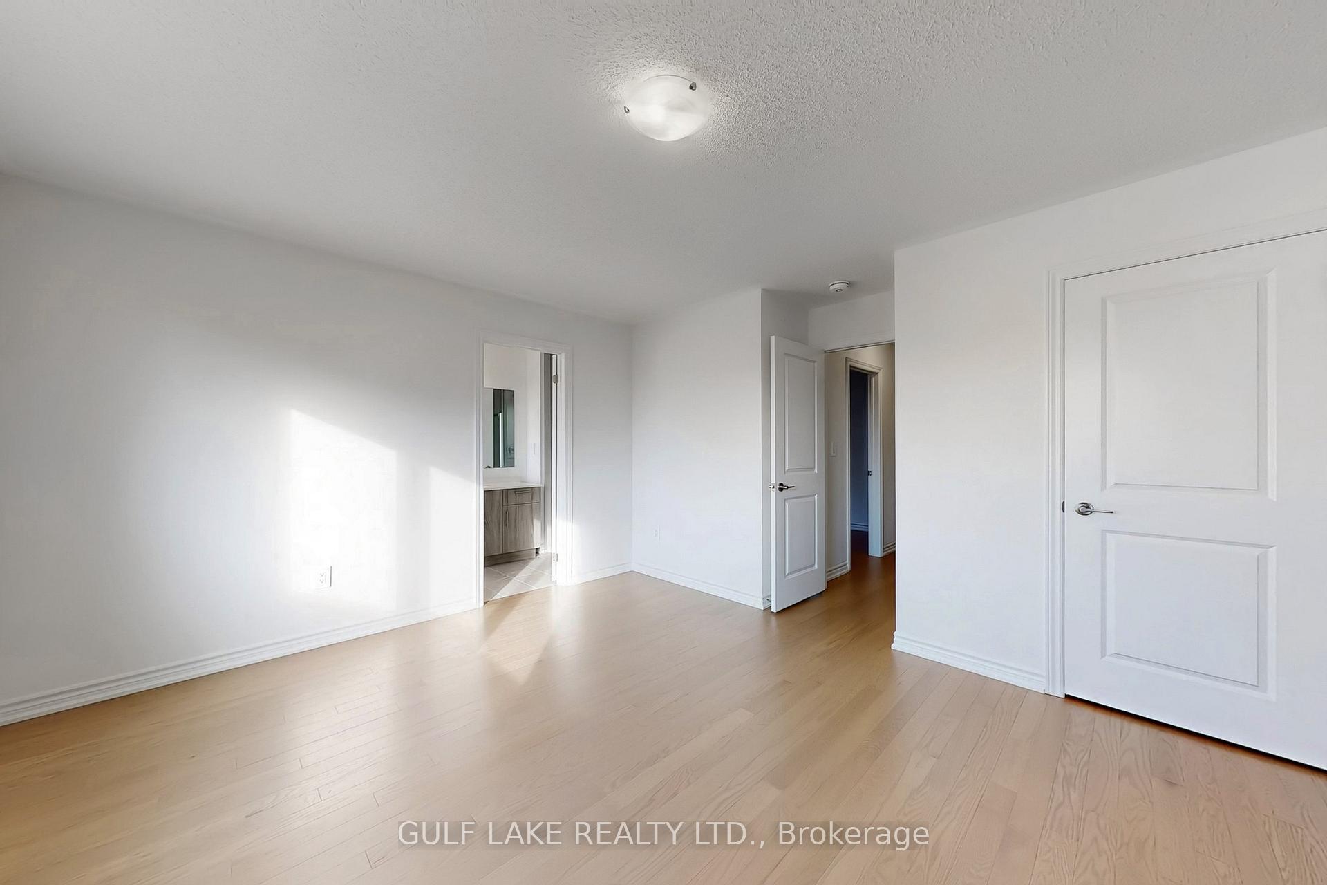 Photo 13 of 307 Bergamot Avenue, Milton, Walker — HOMEH