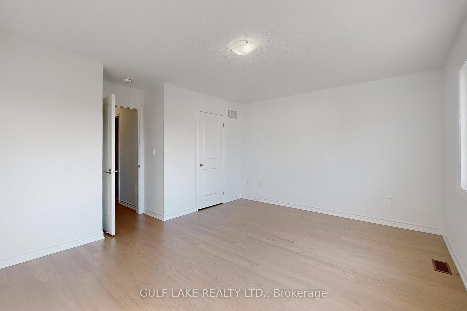 Photo 15 of 307 Bergamot Avenue, Milton, Walker — HOMEH