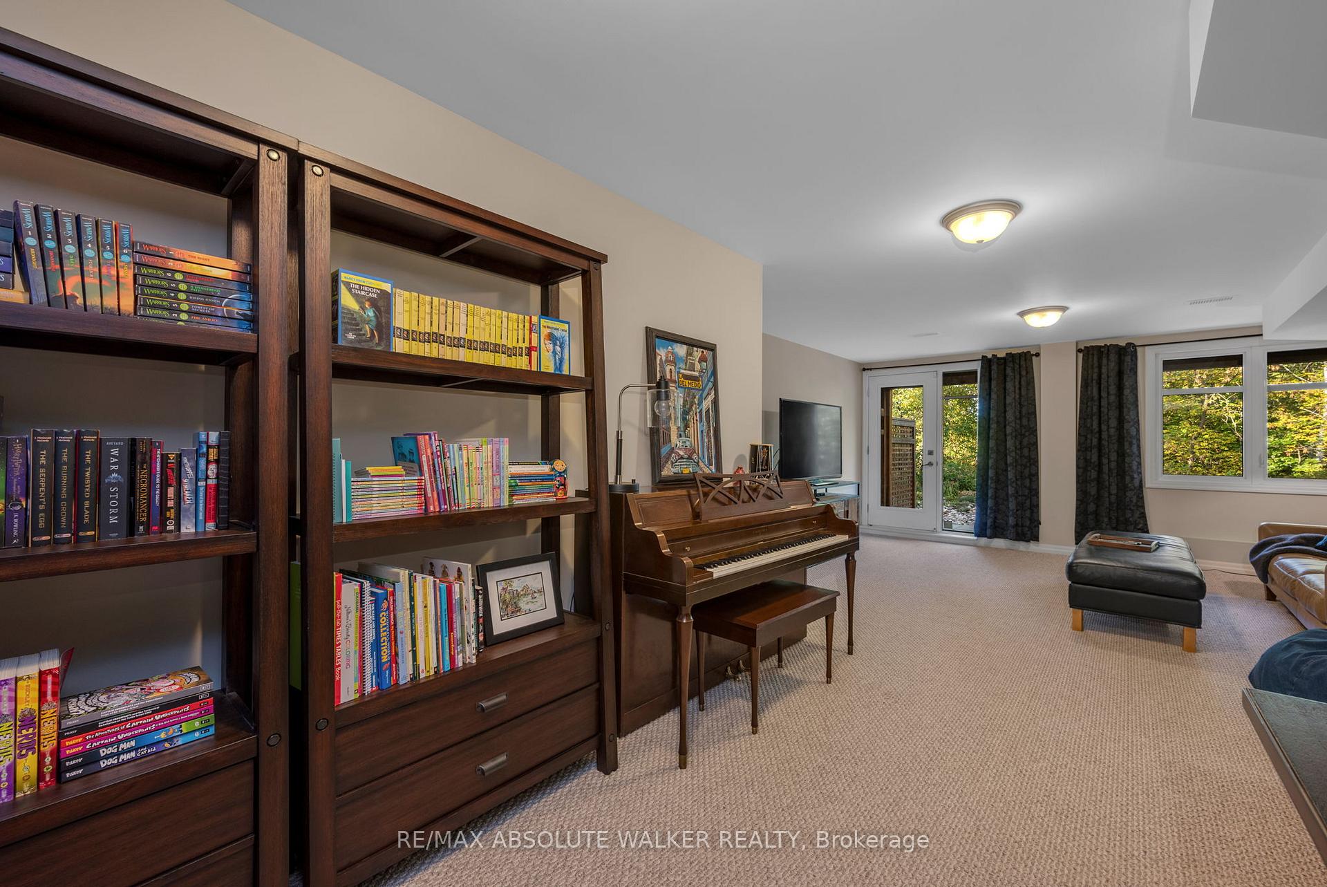 Photo 32 of 49 Aveia Private, Ottawa, Springridge/East Village — HOMEH