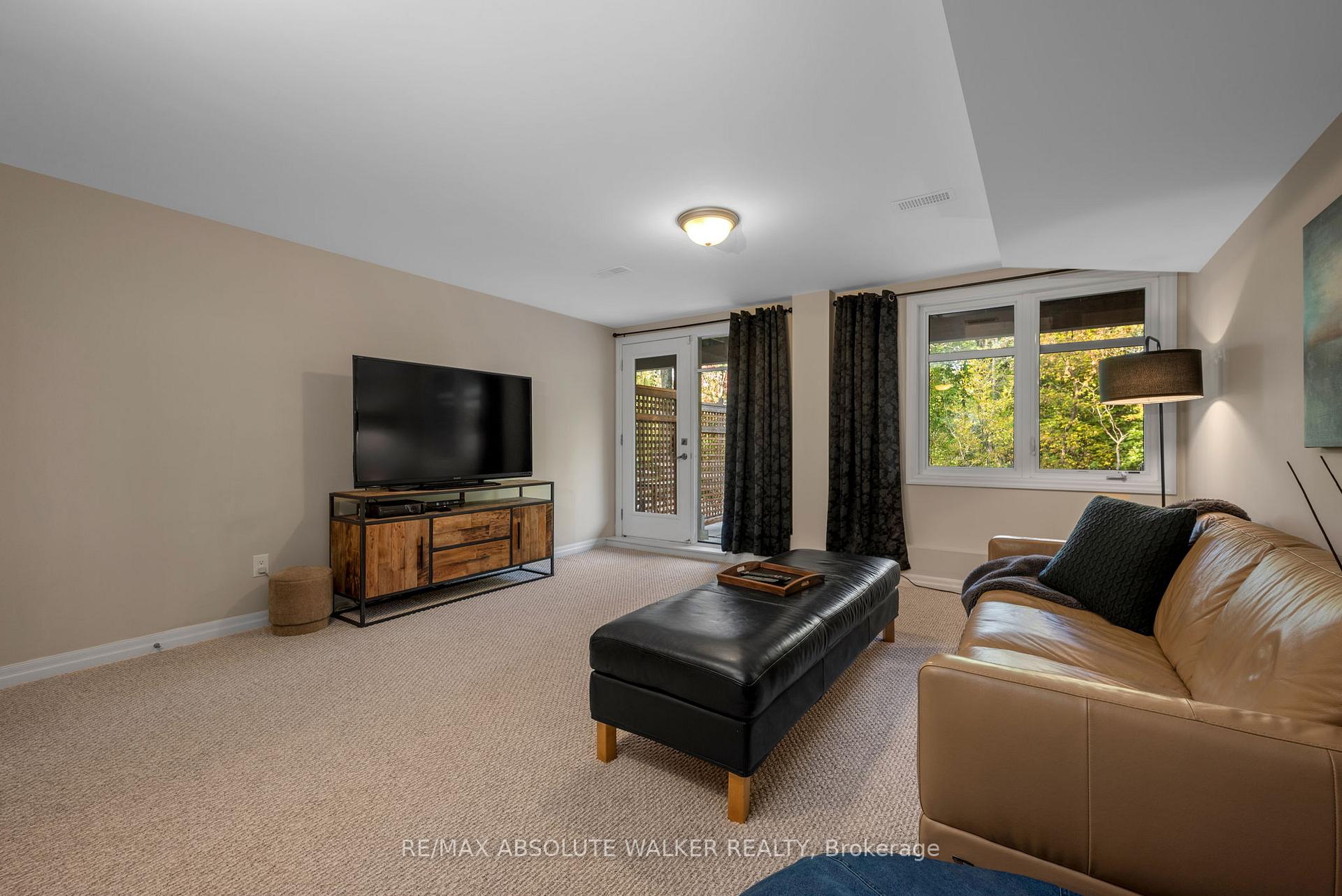 Photo 34 of 49 Aveia Private, Ottawa, Springridge/East Village — HOMEH
