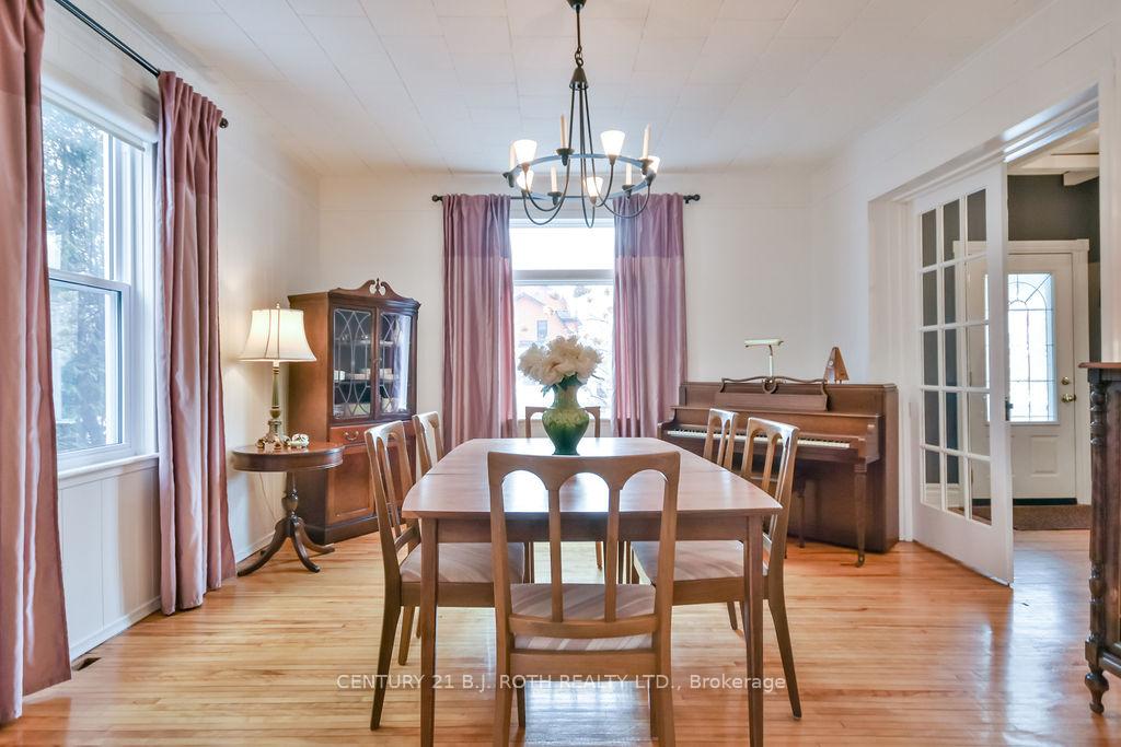 Photo 12 of 35 Mill Street E, New Tecumseth, Tottenham — HOMEH