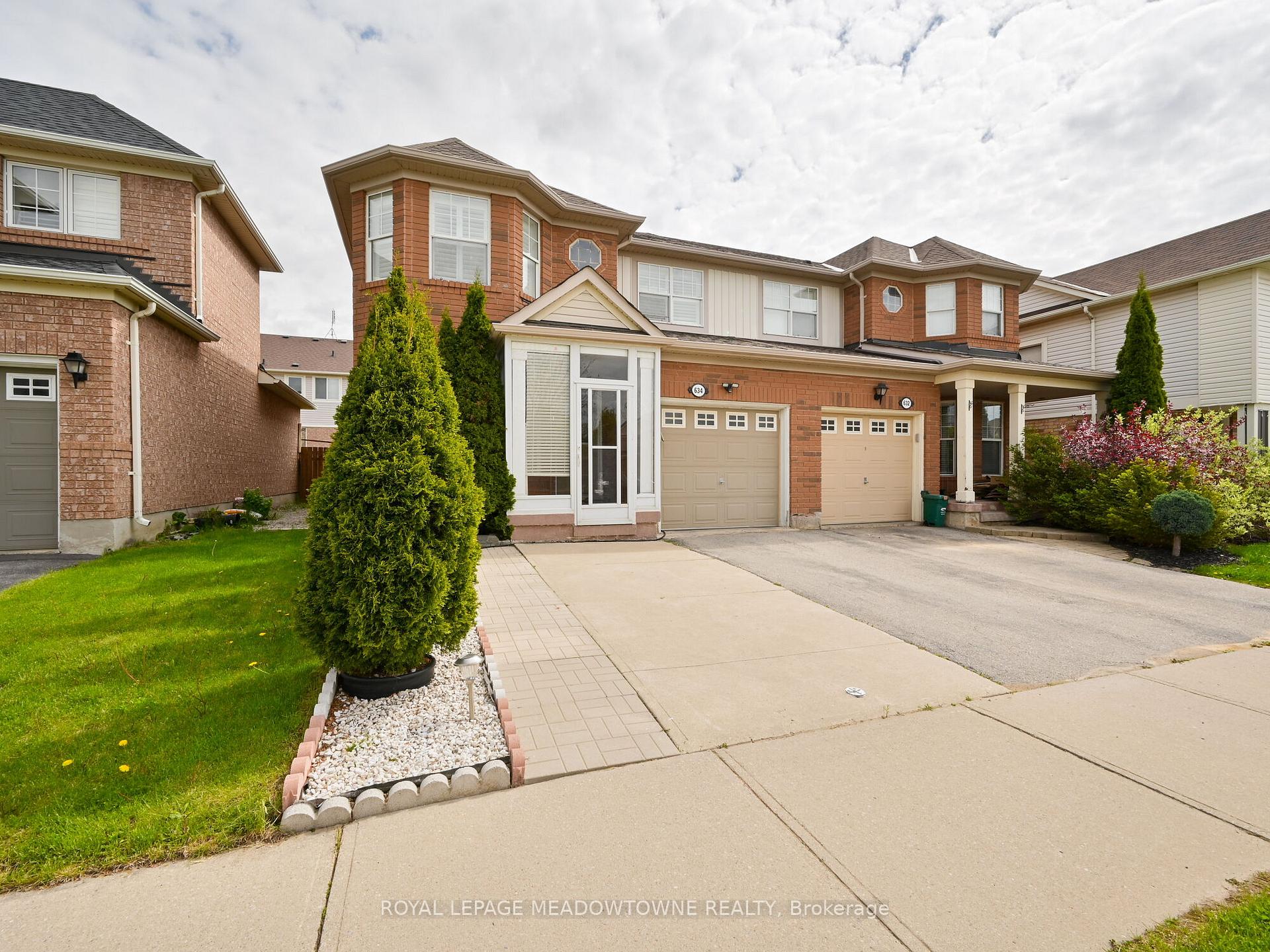 Photo 5 of 634 Hamilton Crescent, Milton, Beaty — HOMEH