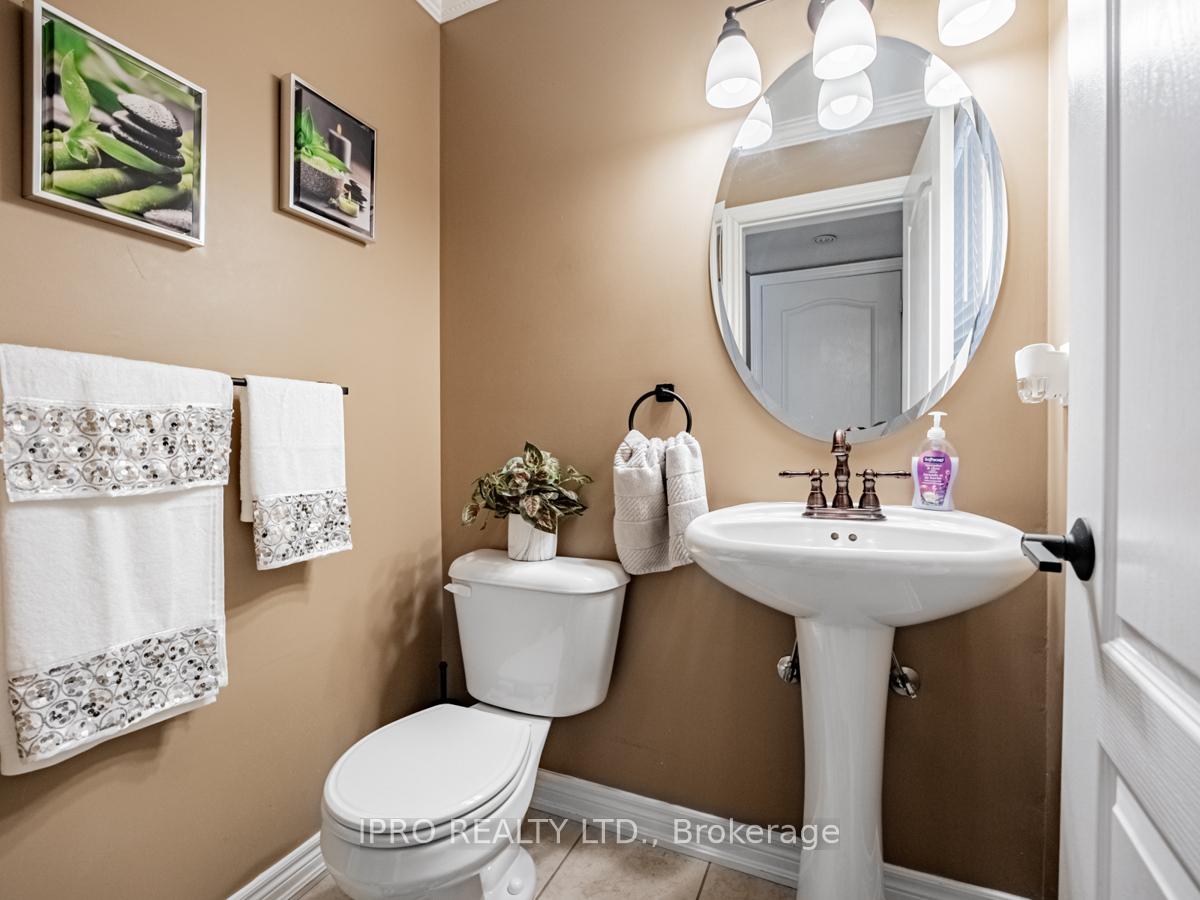 Photo 4 of 1058 Costigan Road, Milton, Clarke — HOMEH