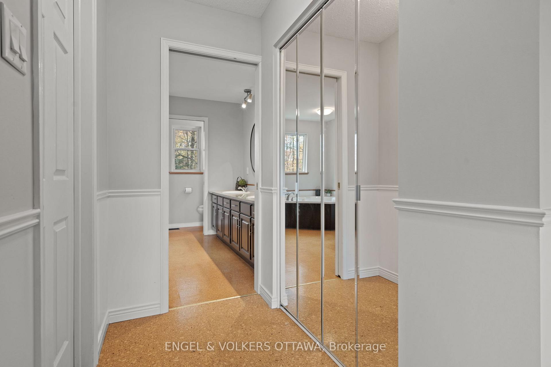 Photo 6 of 4720 Whispering Willow Drive, Ottawa, Sarsfield/Bearbrook — HOMEH