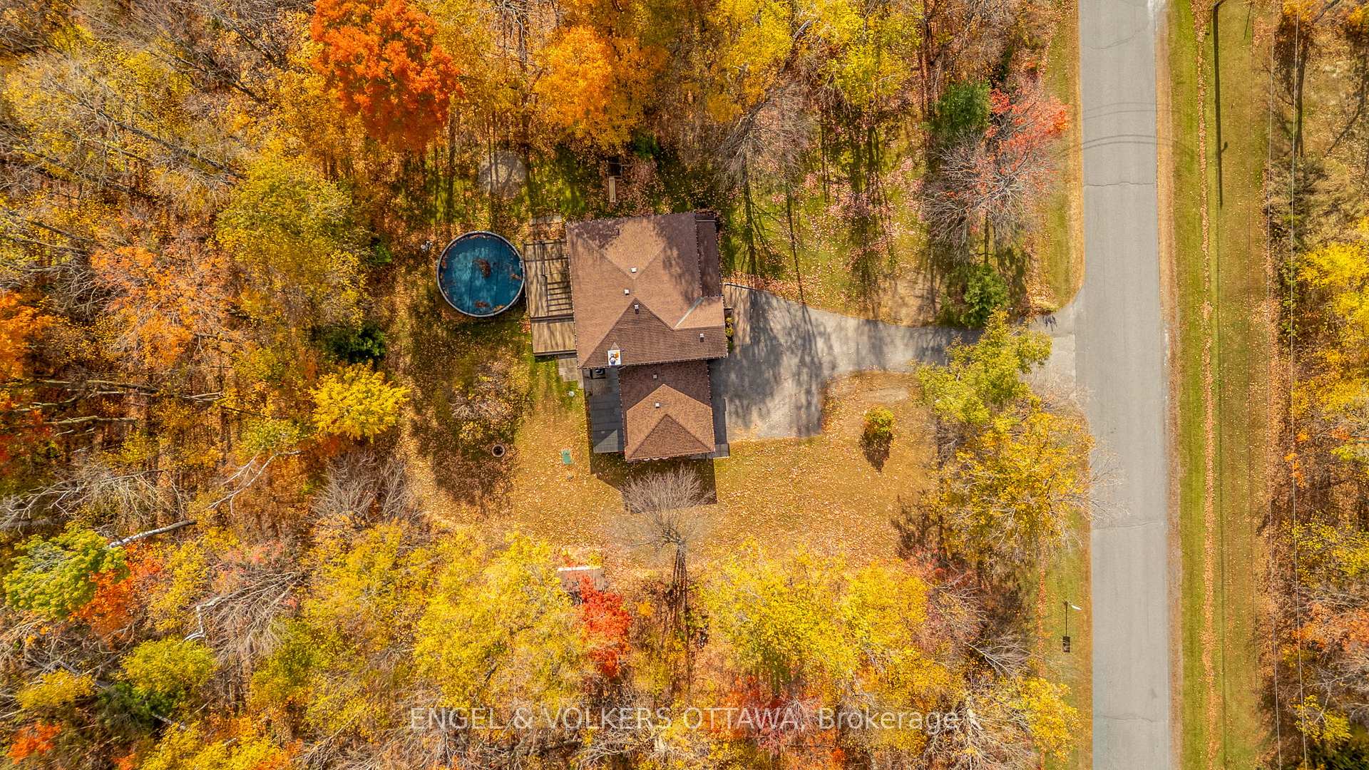 Photo 20 of 4720 Whispering Willow Drive, Ottawa, Sarsfield/Bearbrook — HOMEH