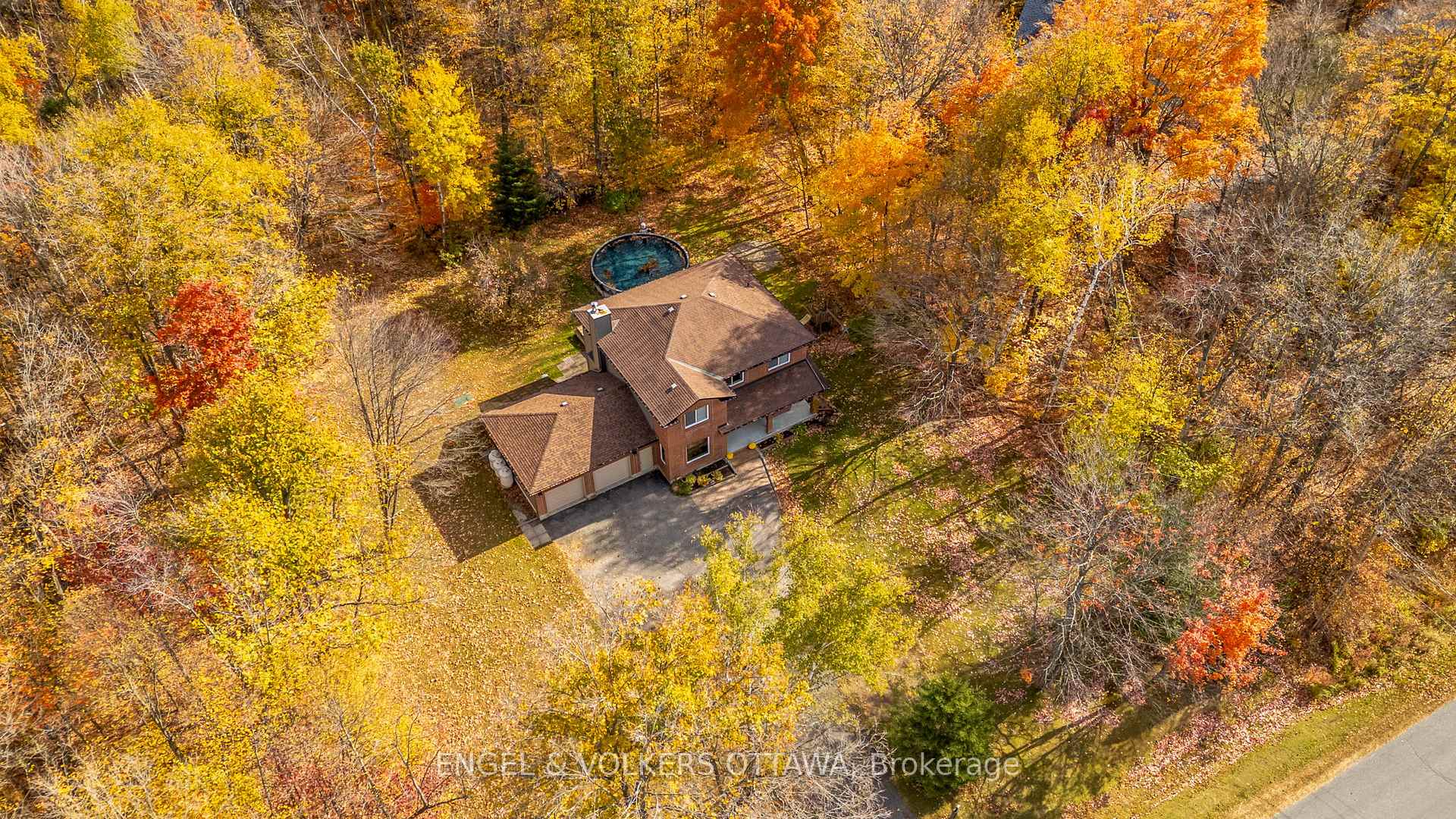 Photo 21 of 4720 Whispering Willow Drive, Ottawa, Sarsfield/Bearbrook — HOMEH