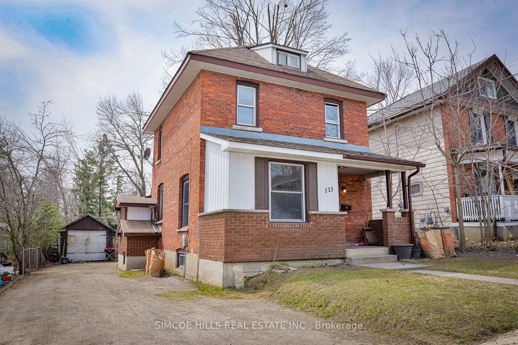 Photo 2 of 113 Douglas Street, Orillia — HOMEH