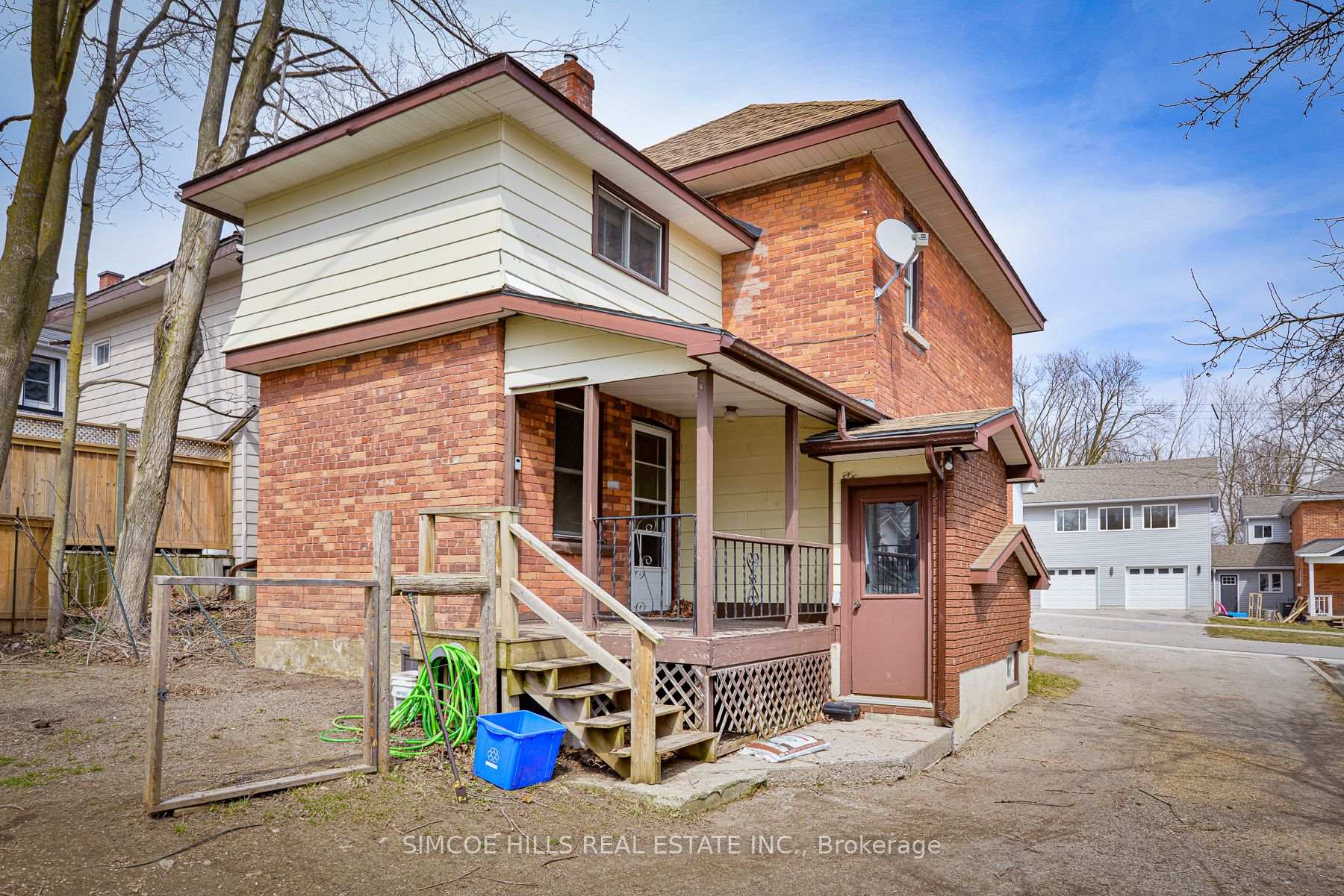 Photo 14 of 113 Douglas Street, Orillia — HOMEH