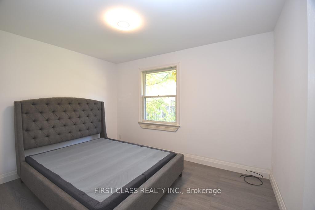 Photo 9 of 152 Eastmount Street, Oshawa, Eastdale — HOMEH