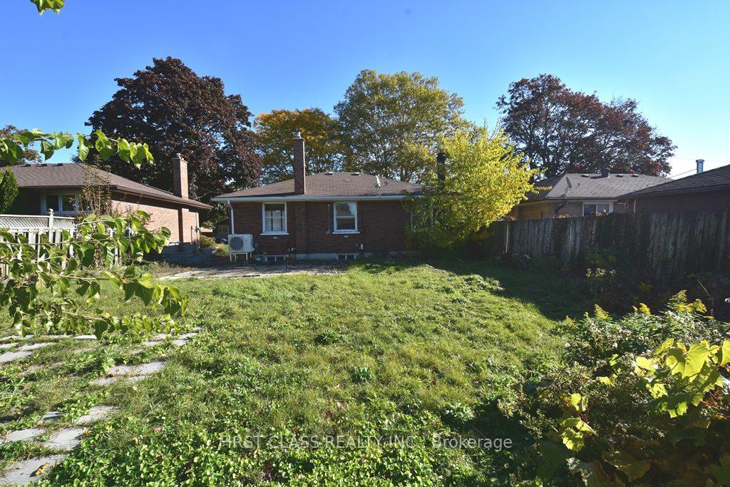 Photo 20 of 152 Eastmount Street, Oshawa, Eastdale — HOMEH