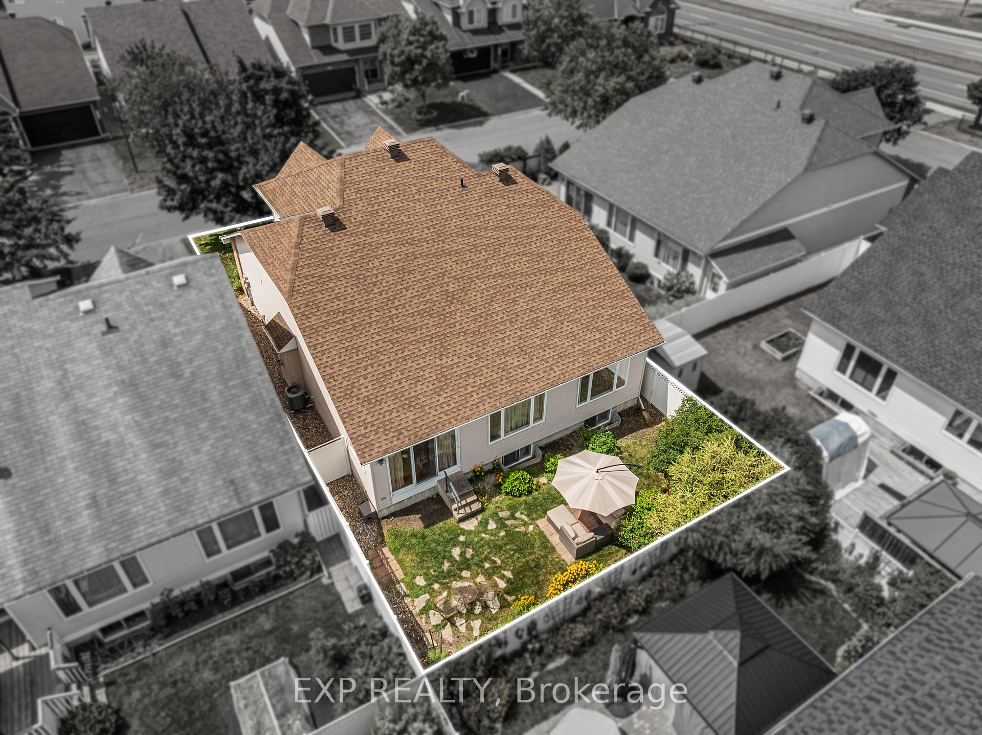 Photo 4 of 111 Coursier Crescent, Ottawa, Avalon East — HOMEH