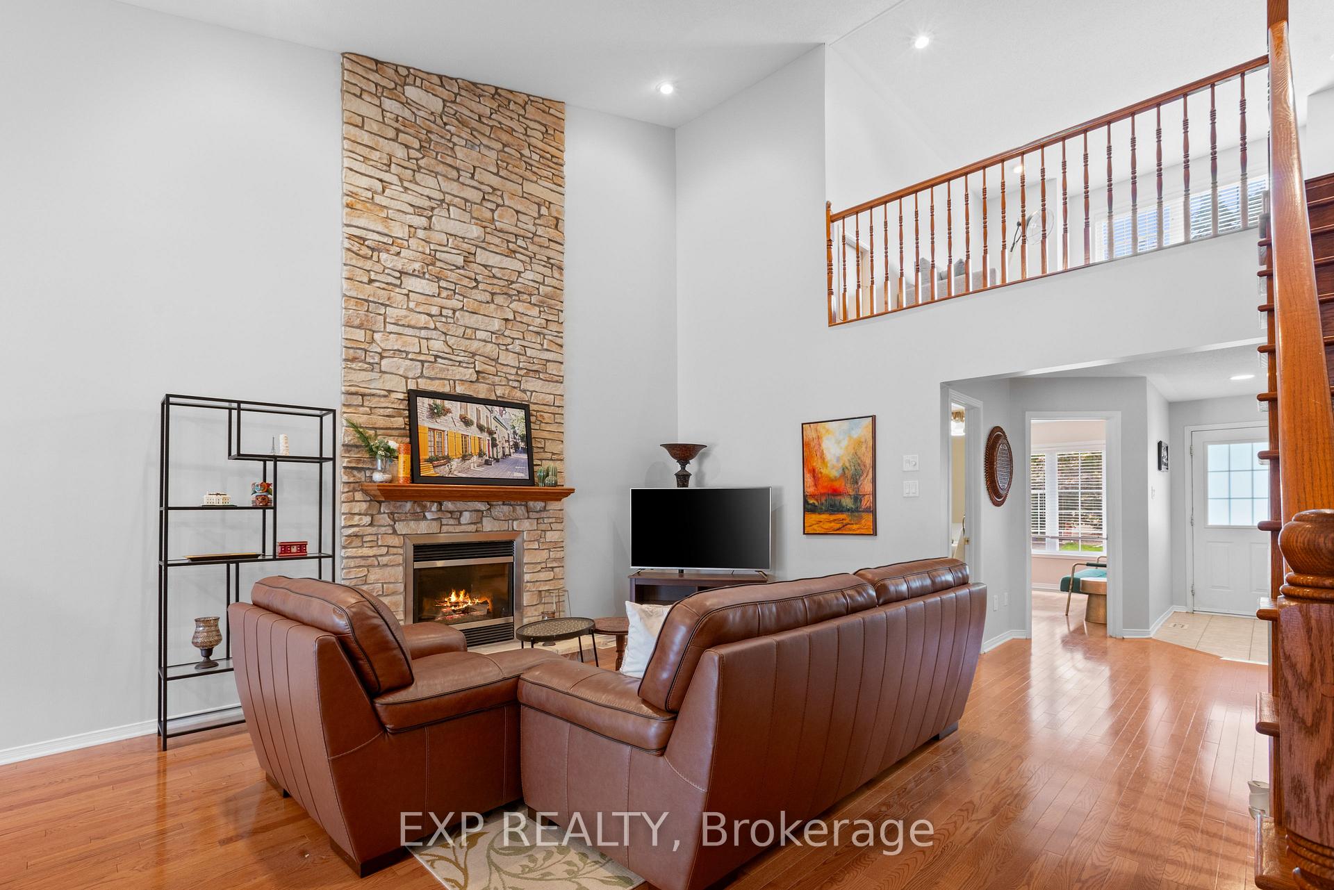 Photo 6 of 111 Coursier Crescent, Ottawa, Avalon East — HOMEH