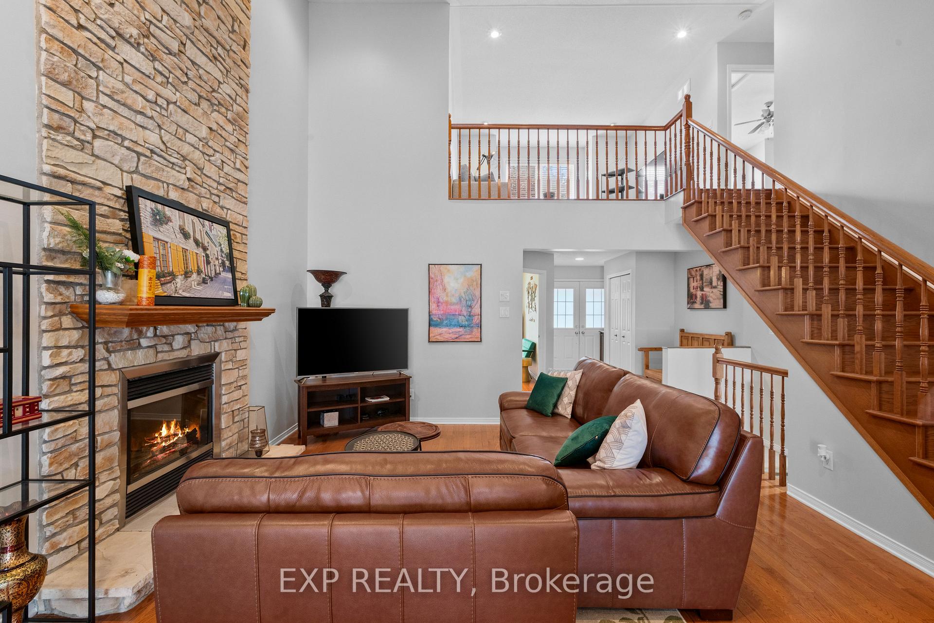 Photo 9 of 111 Coursier Crescent, Ottawa, Avalon East — HOMEH