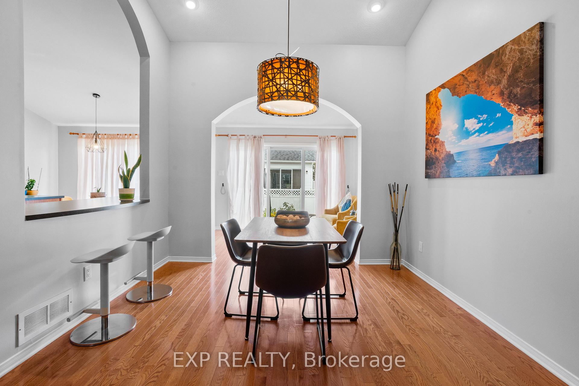 Photo 18 of 111 Coursier Crescent, Ottawa, Avalon East — HOMEH