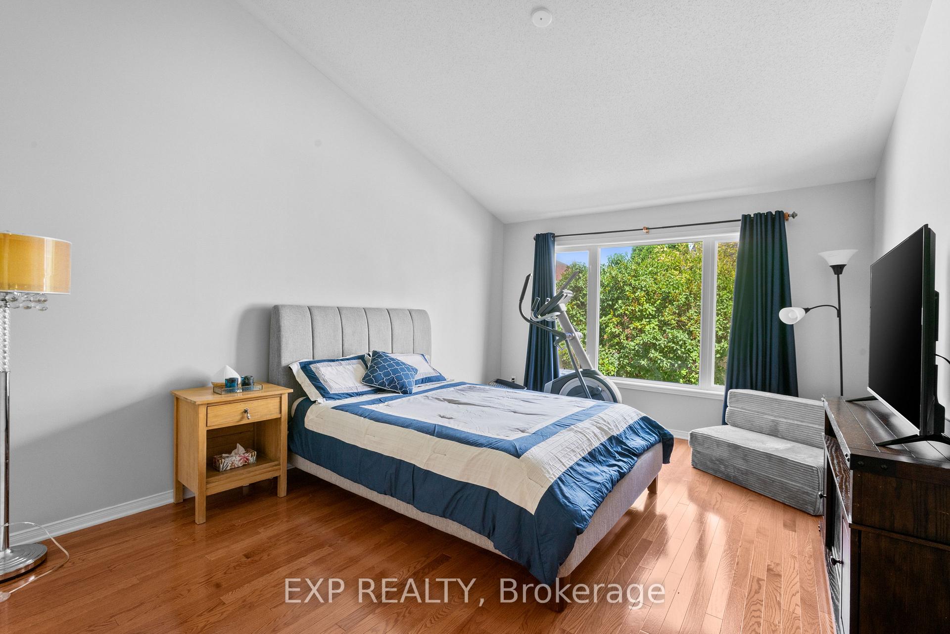 Photo 27 of 111 Coursier Crescent, Ottawa, Avalon East — HOMEH
