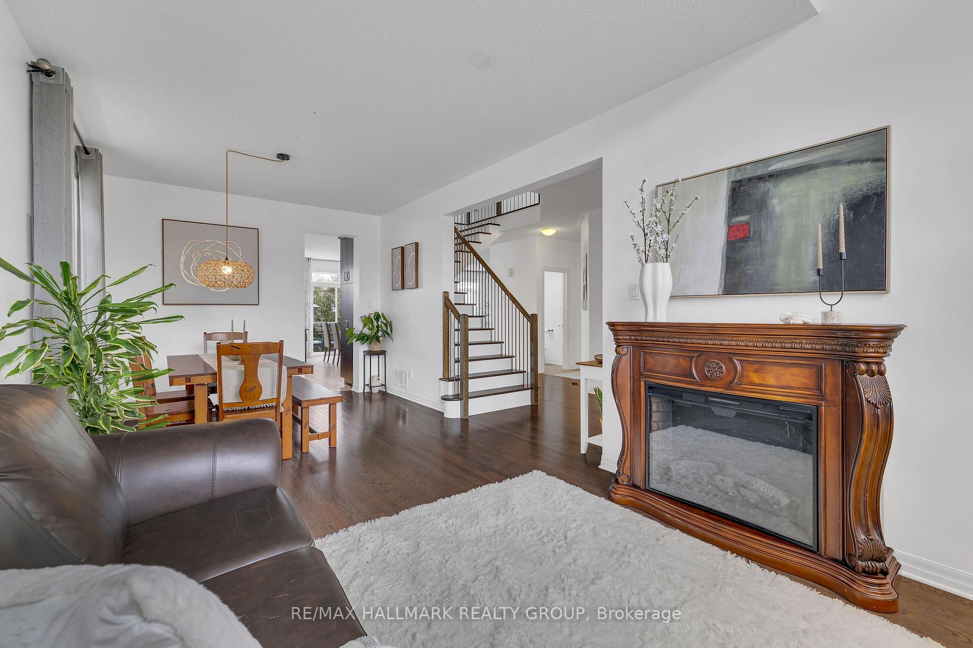 Photo 7 of 418 Dovehaven Street, Ottawa, Mer Bleue/Bradley Estates/Anderson Park — HOMEH