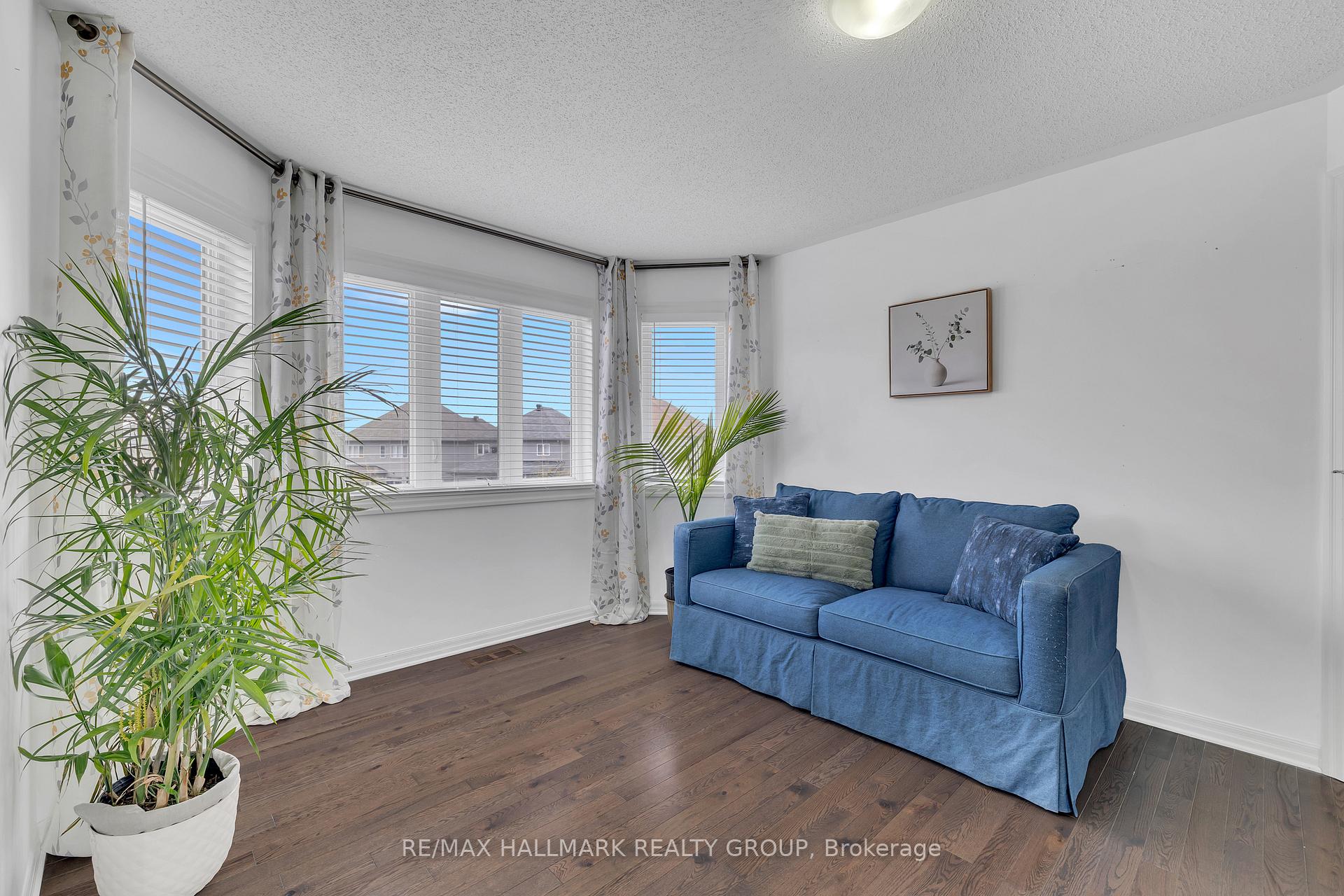 Photo 18 of 418 Dovehaven Street, Ottawa, Mer Bleue/Bradley Estates/Anderson Park — HOMEH