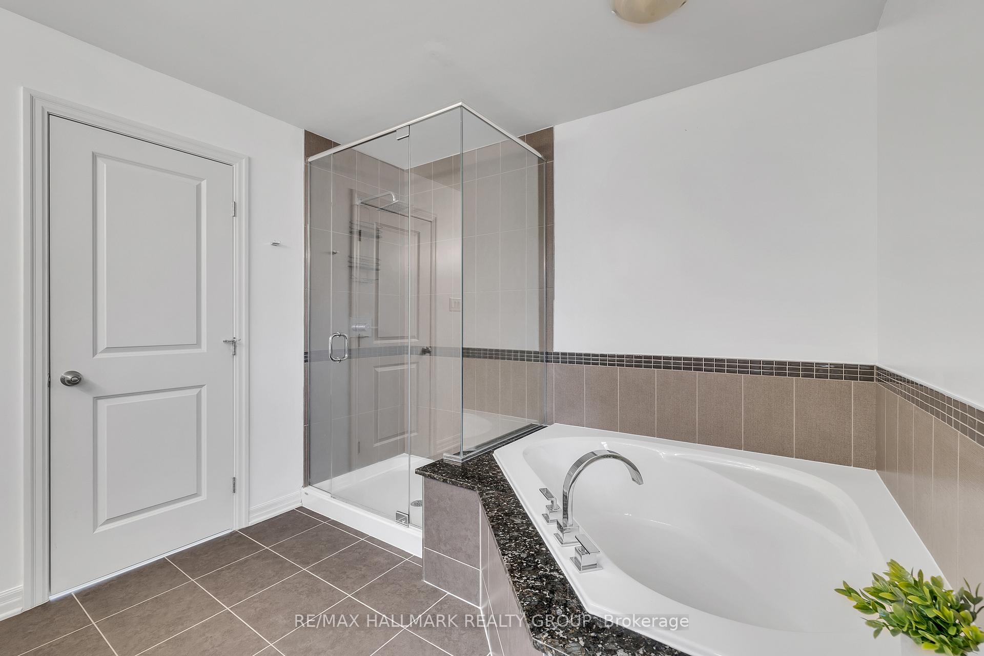 Photo 21 of 418 Dovehaven Street, Ottawa, Mer Bleue/Bradley Estates/Anderson Park — HOMEH