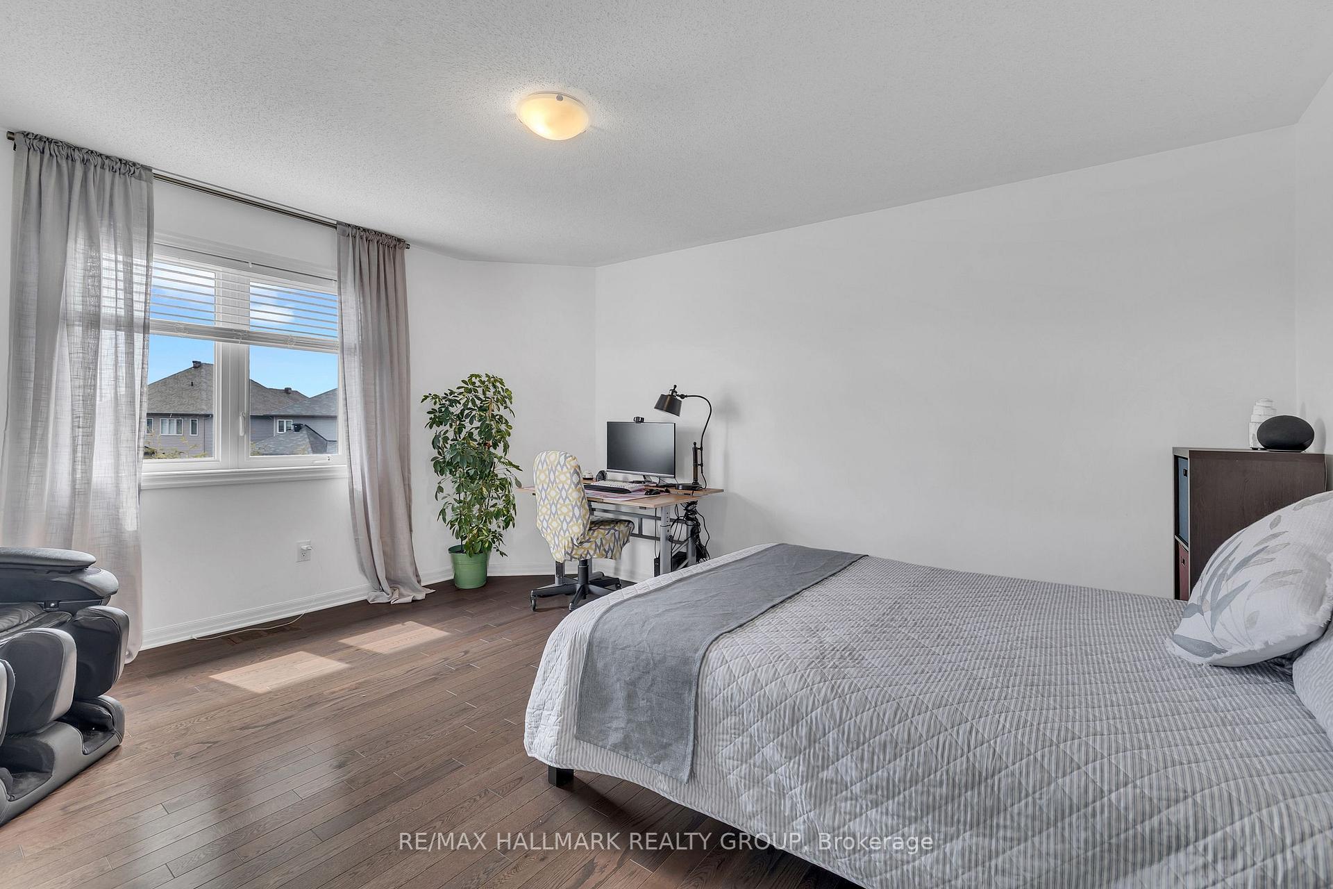 Photo 22 of 418 Dovehaven Street, Ottawa, Mer Bleue/Bradley Estates/Anderson Park — HOMEH