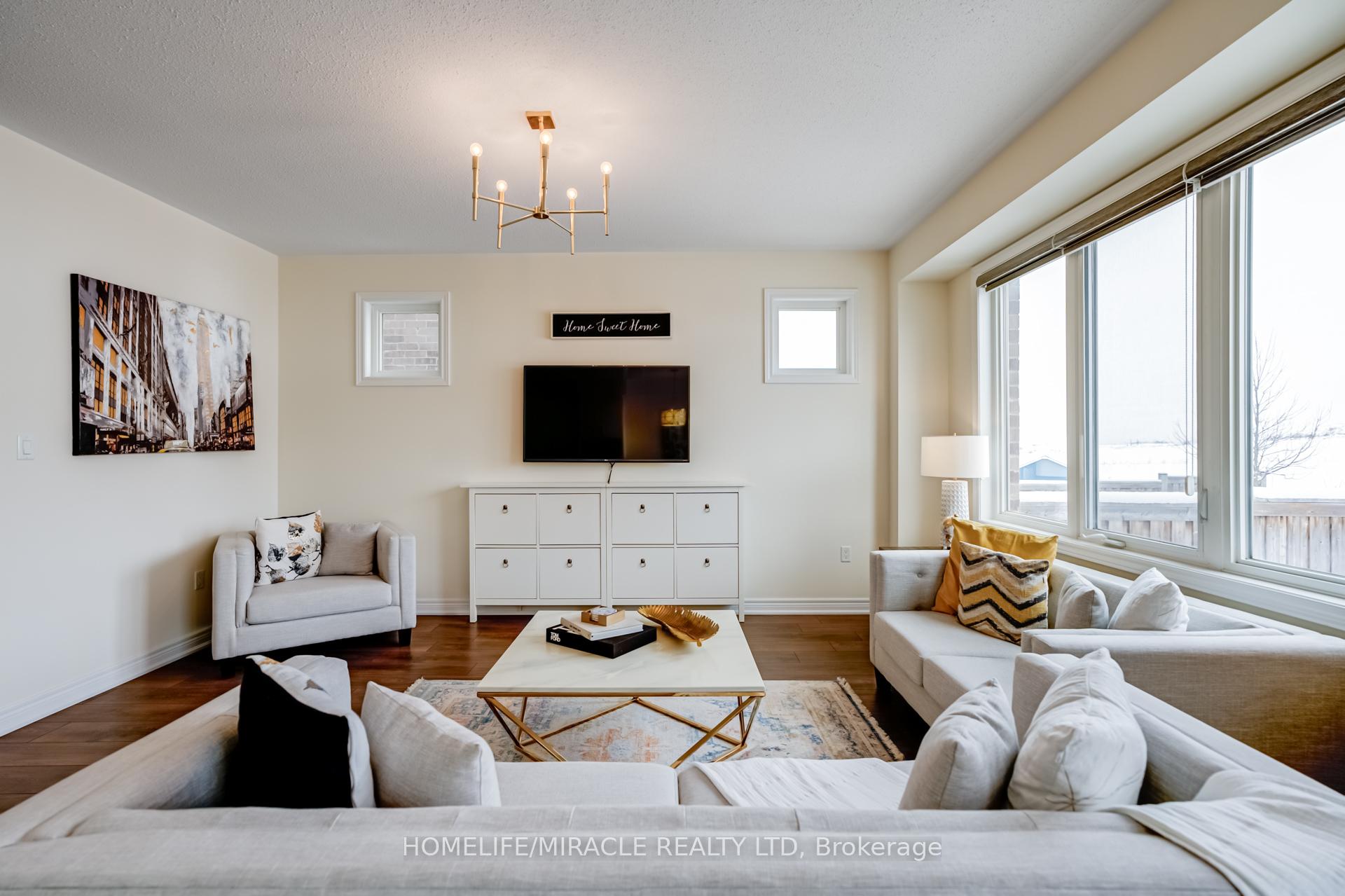 Photo 9 of 87 Sutcliffe Way, New Tecumseth, Alliston — HOMEH