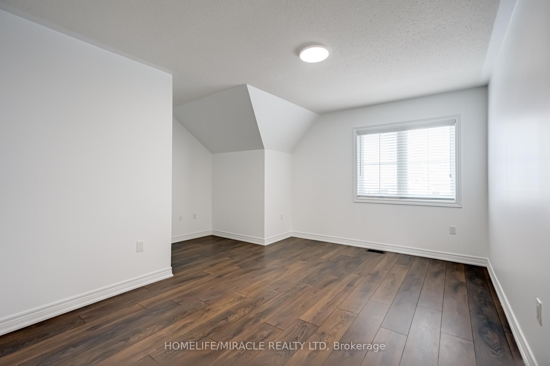 Photo 36 of 87 Sutcliffe Way, New Tecumseth, Alliston — HOMEH