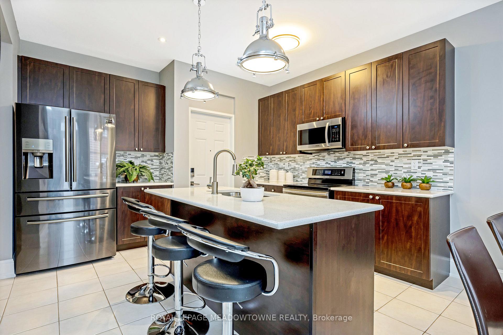 Photo 8 of 428 Dymott Avenue, Milton, Harrison — HOMEH