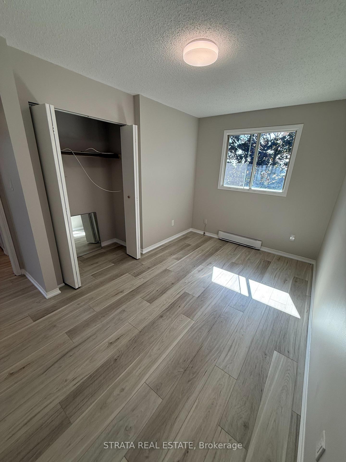 Photo 2 of Unit 5, 338 Malaga Road, Oshawa, Lakeview — HOMEH